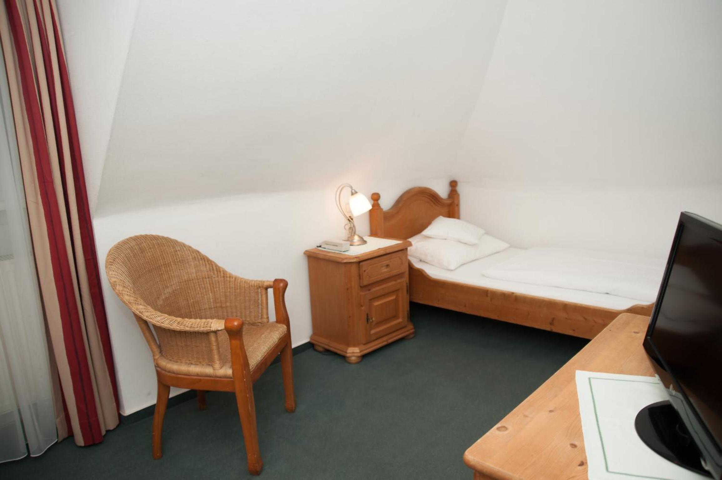 Standard Single Room photo 2