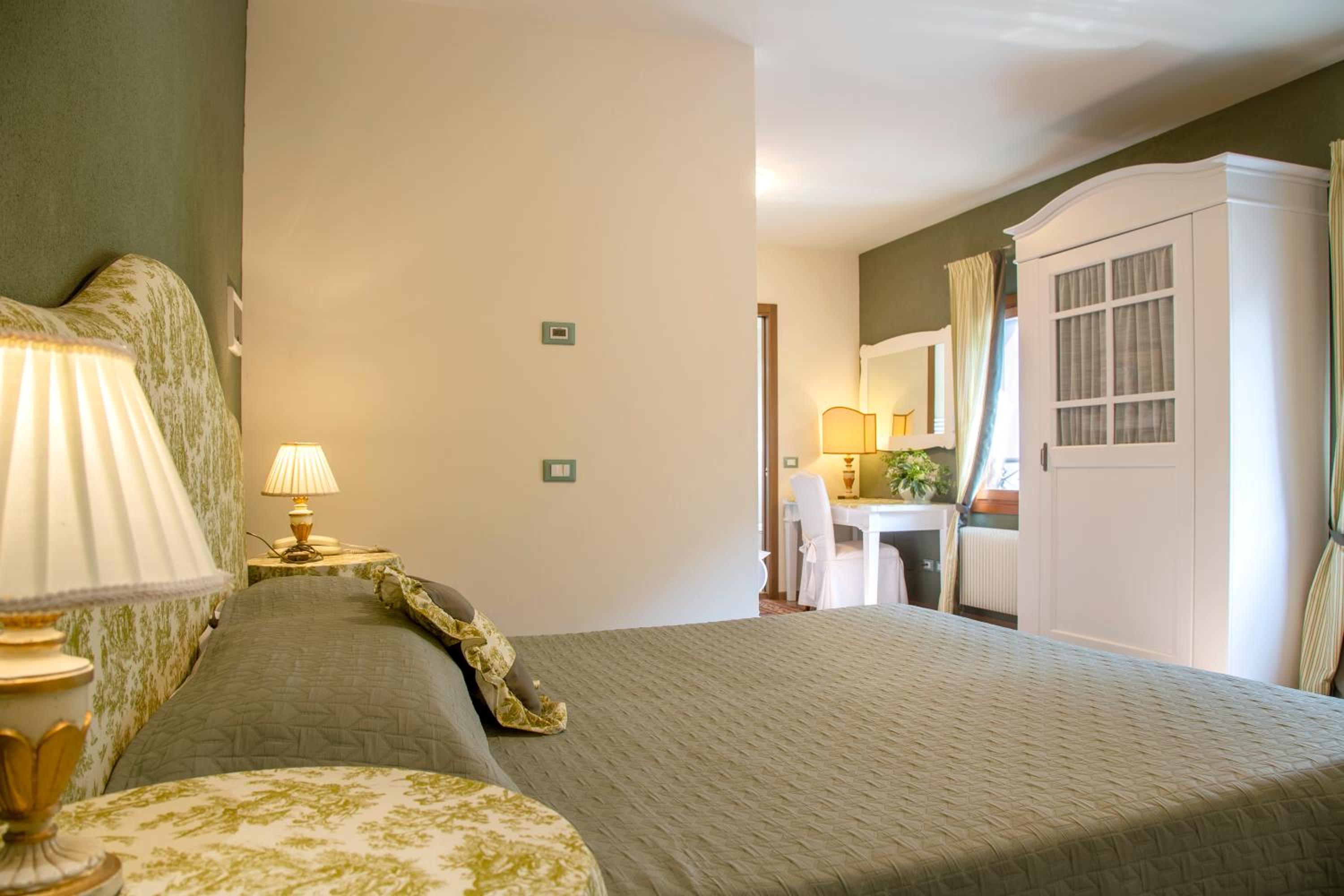 Junior Suite with Mountain View