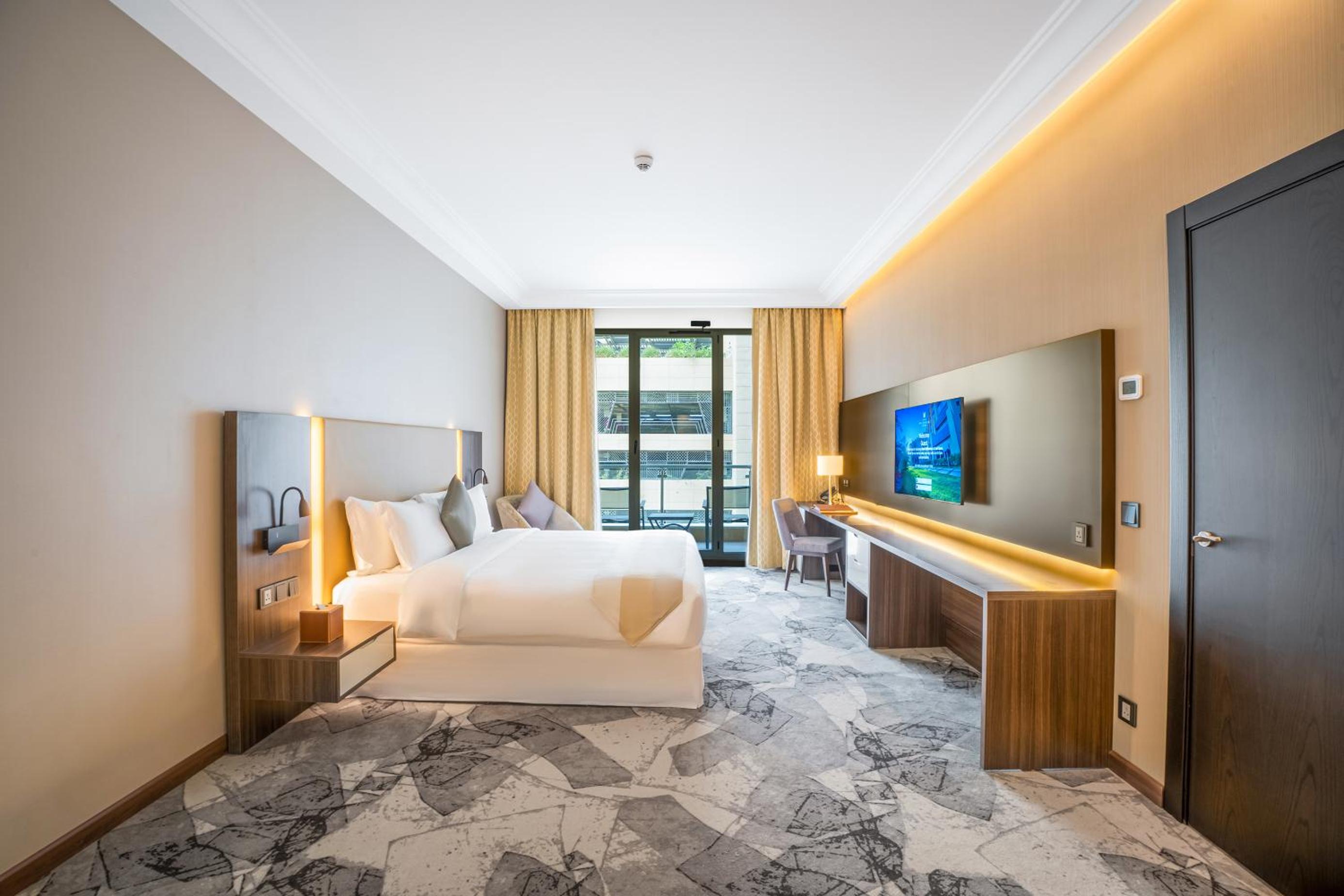 Executive Club Suite photo 2