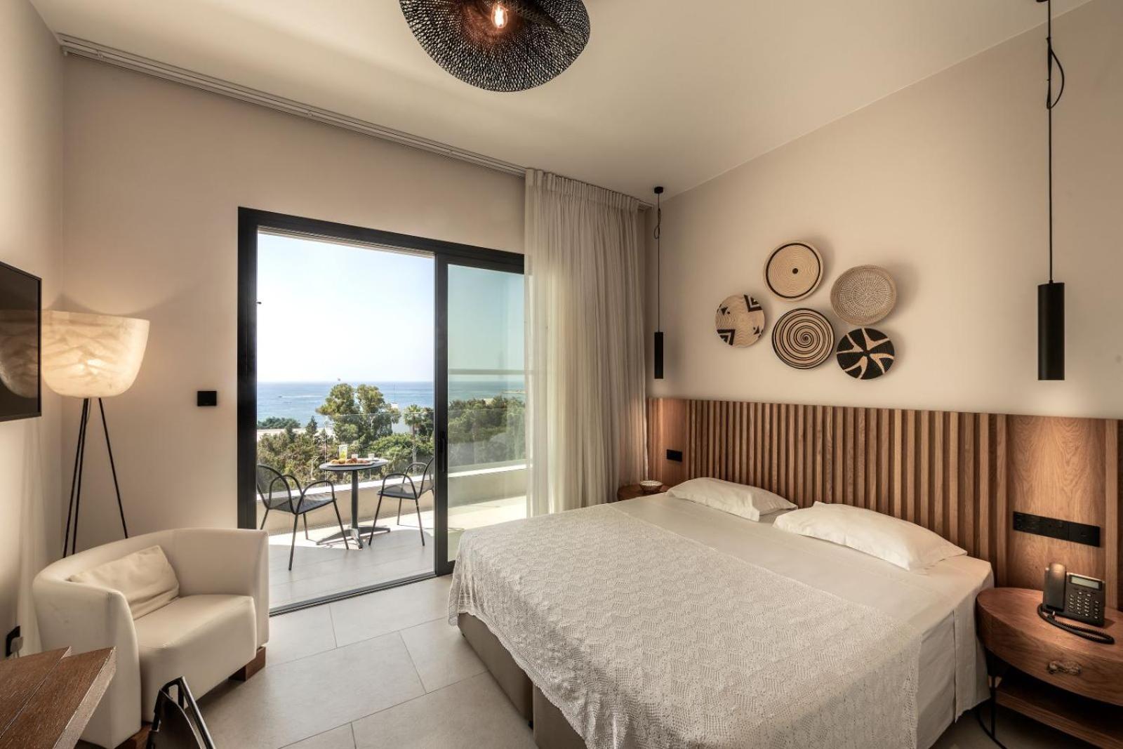 Premium Rooms - Photo 4