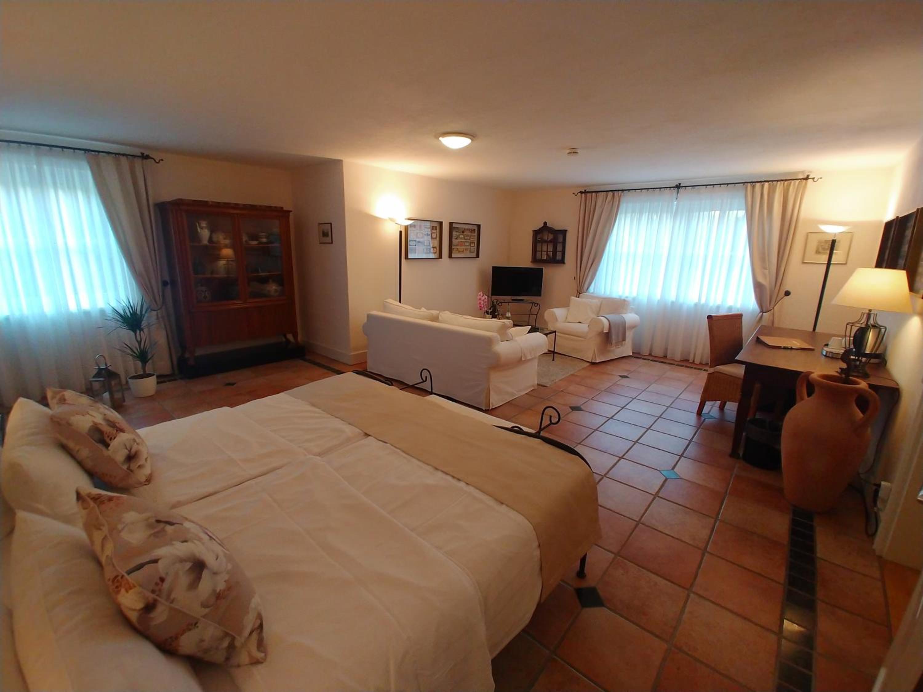 Deluxe Junior Suite - LAY