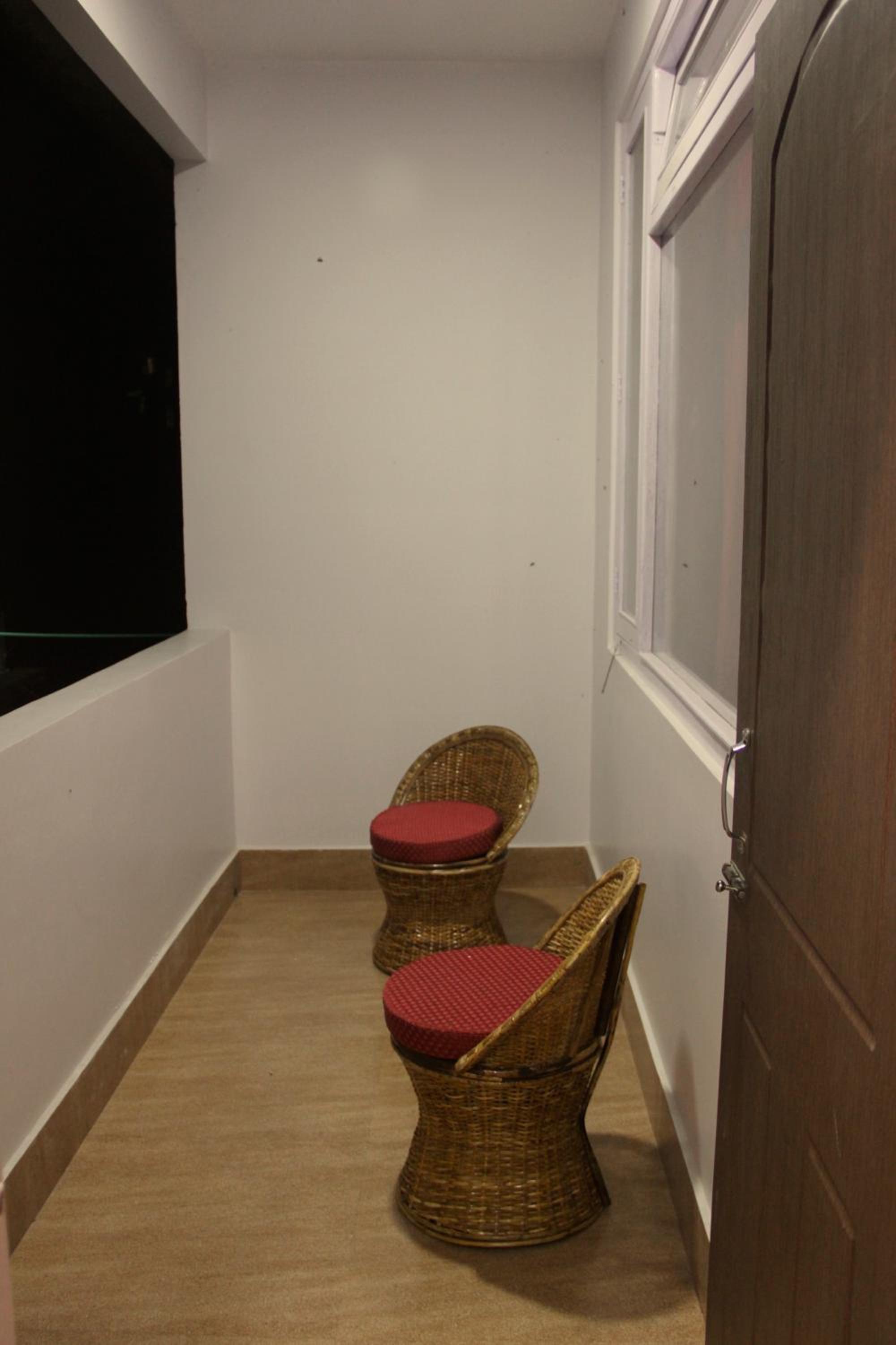 Double Room with Balcony photo 3