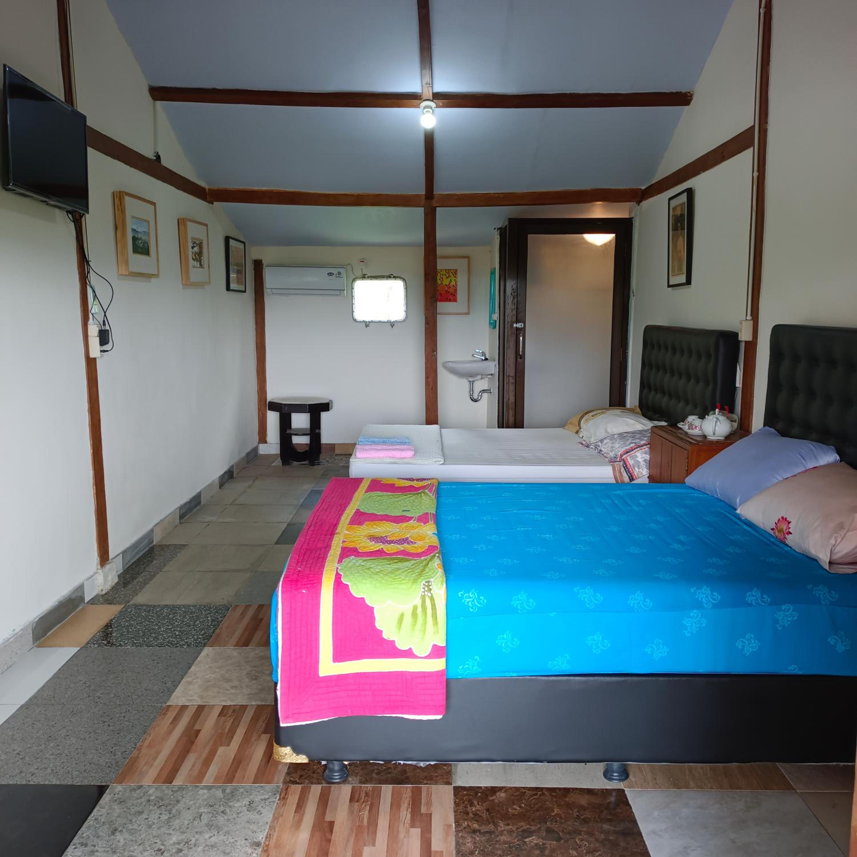 Deluxe Quadruple Room photo 3