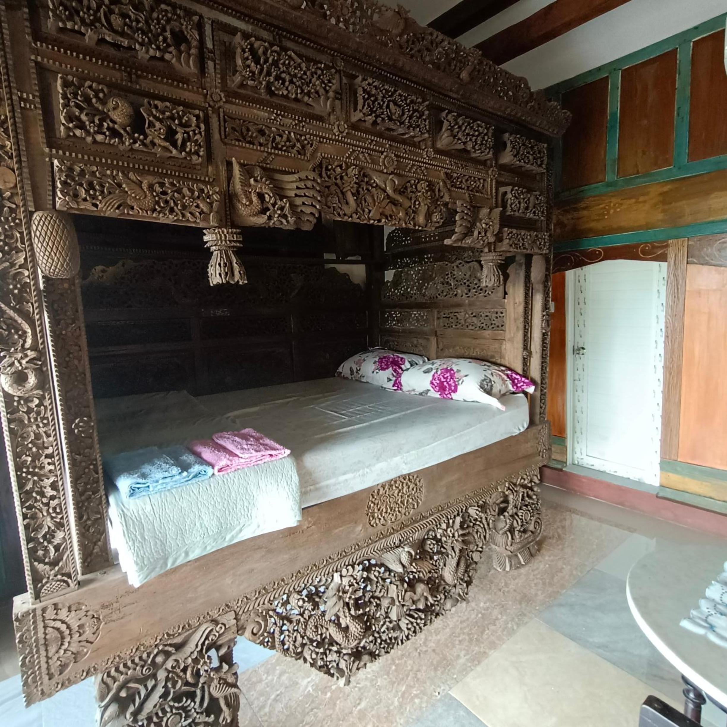 Deluxe King Room photo 3