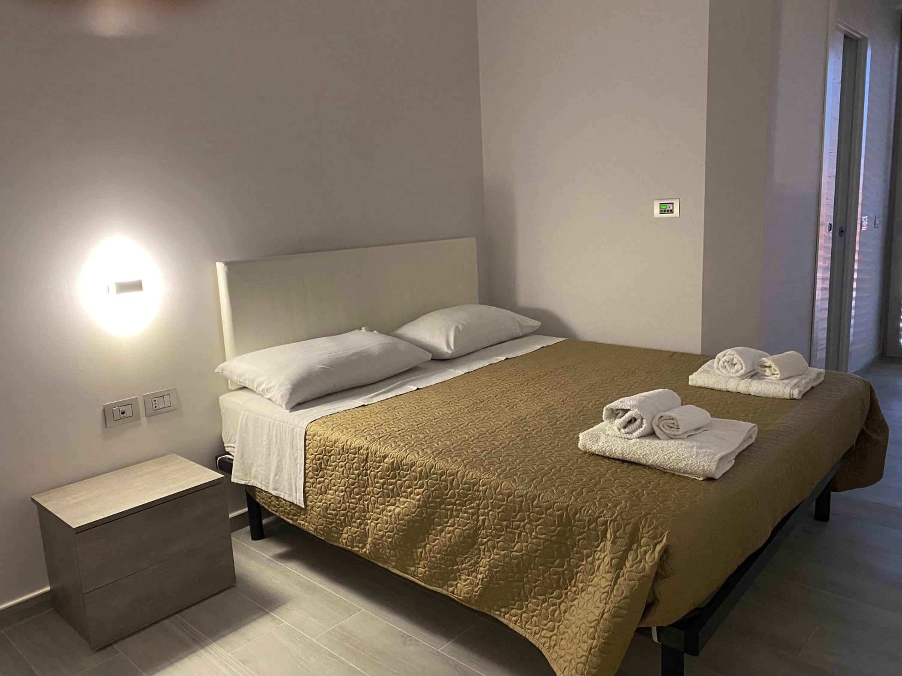 Standard Double Room photo 1