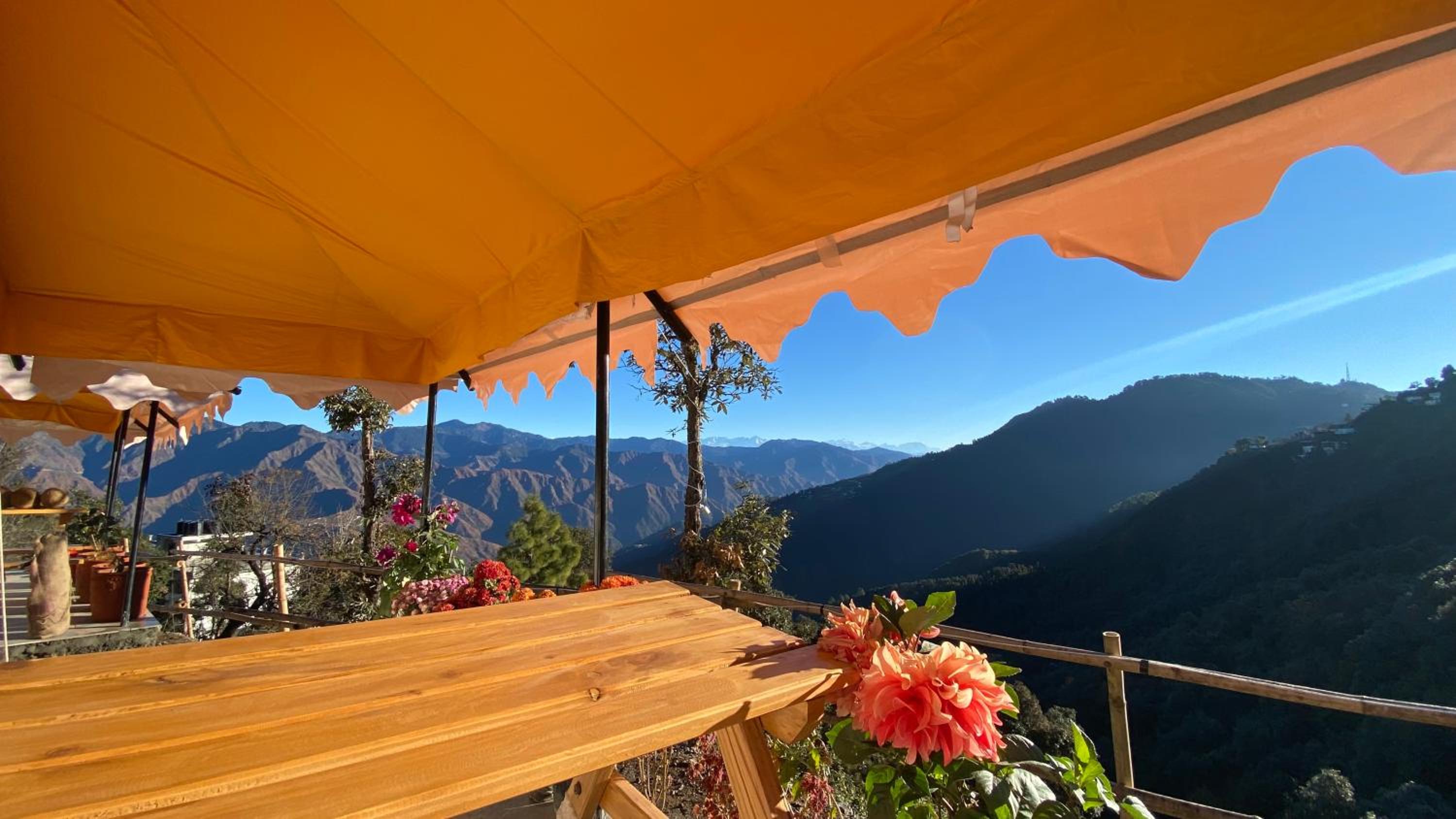 Superior Himalayan View Luxe Tent - Photo 6