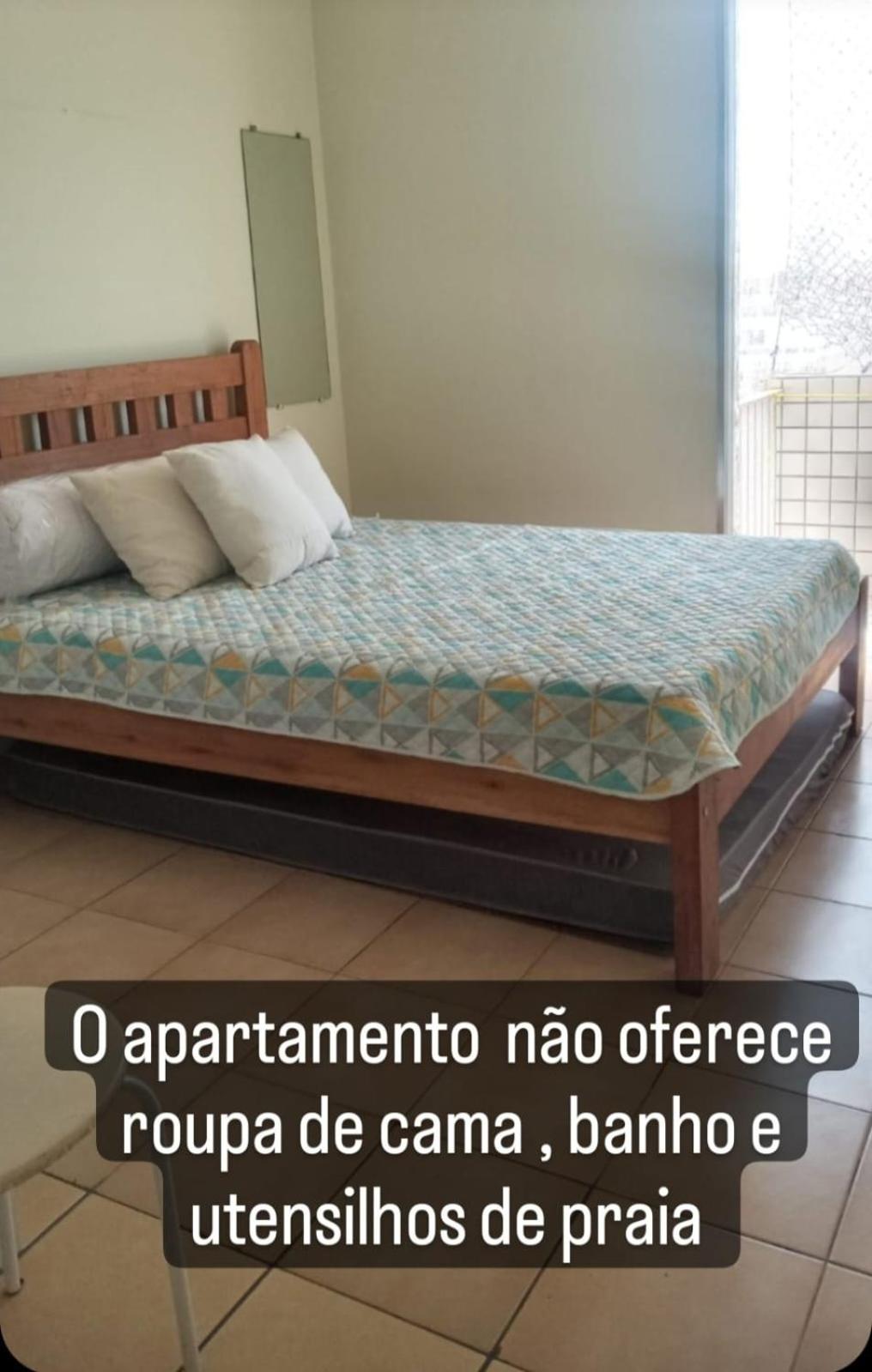 One-Bedroom Apartment - Photo 1