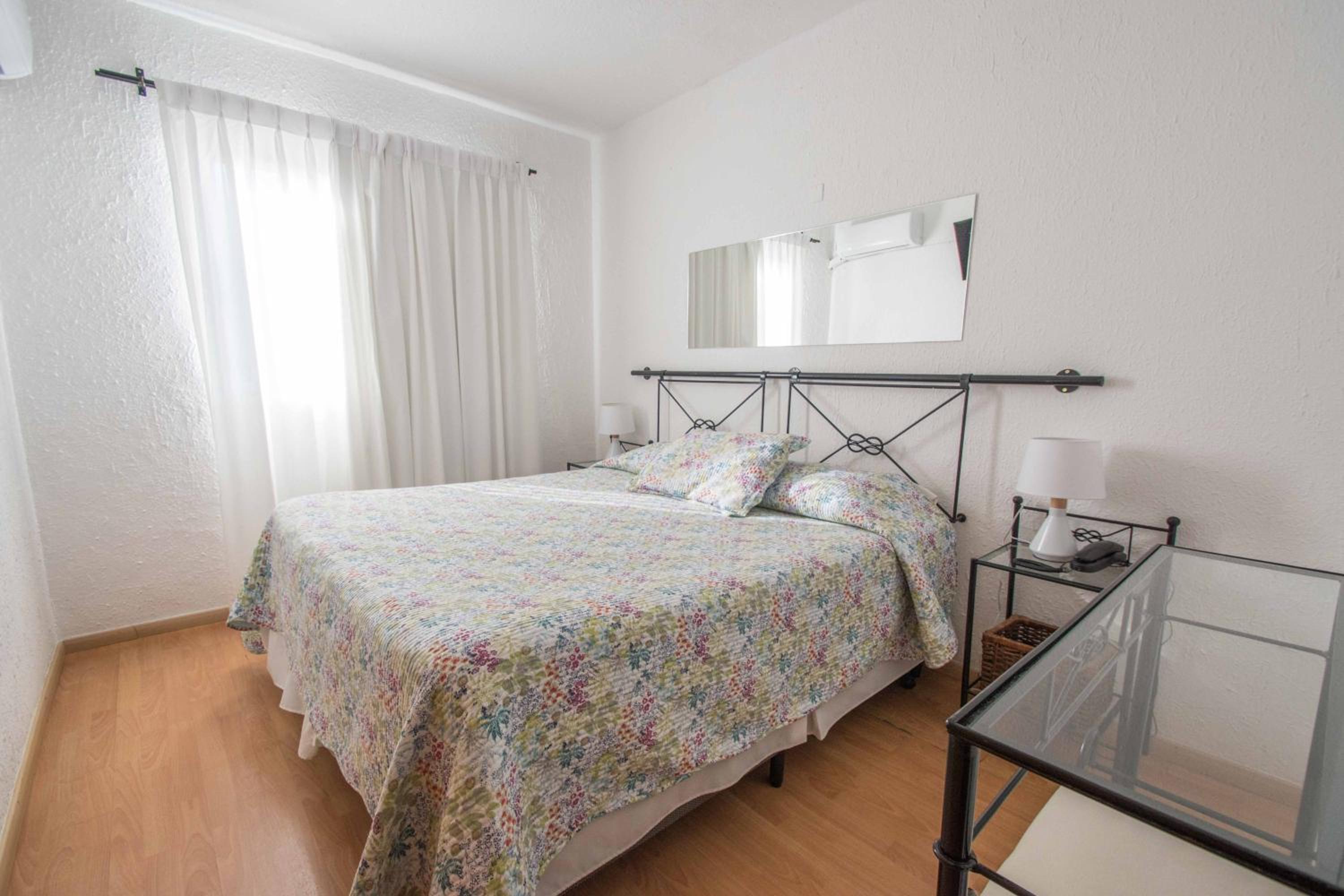 Superior Double or Twin Room with Sea View