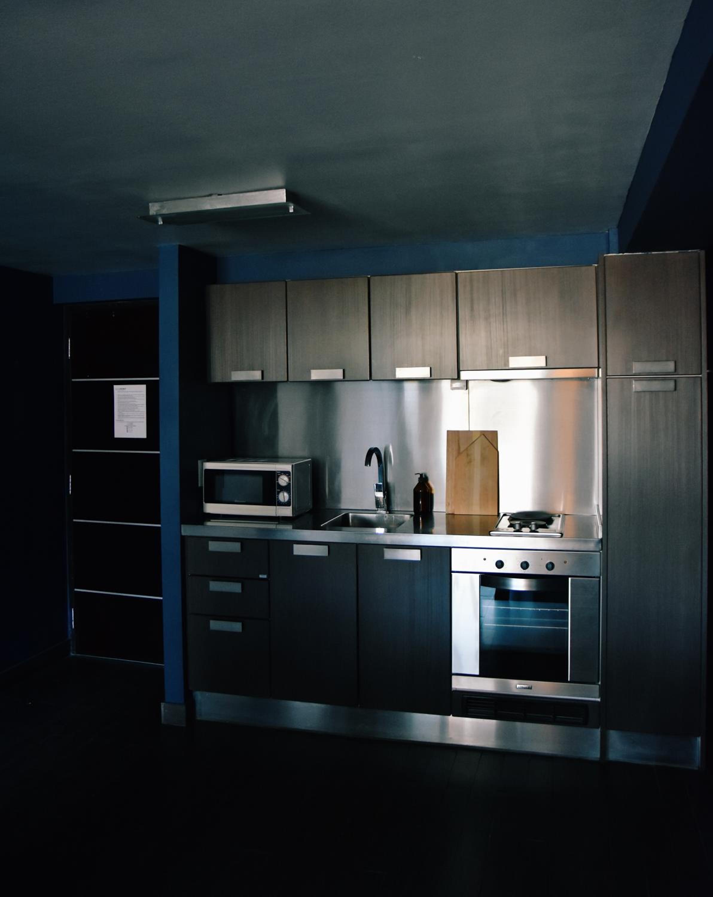 One-Bedroom Apartment photo 3