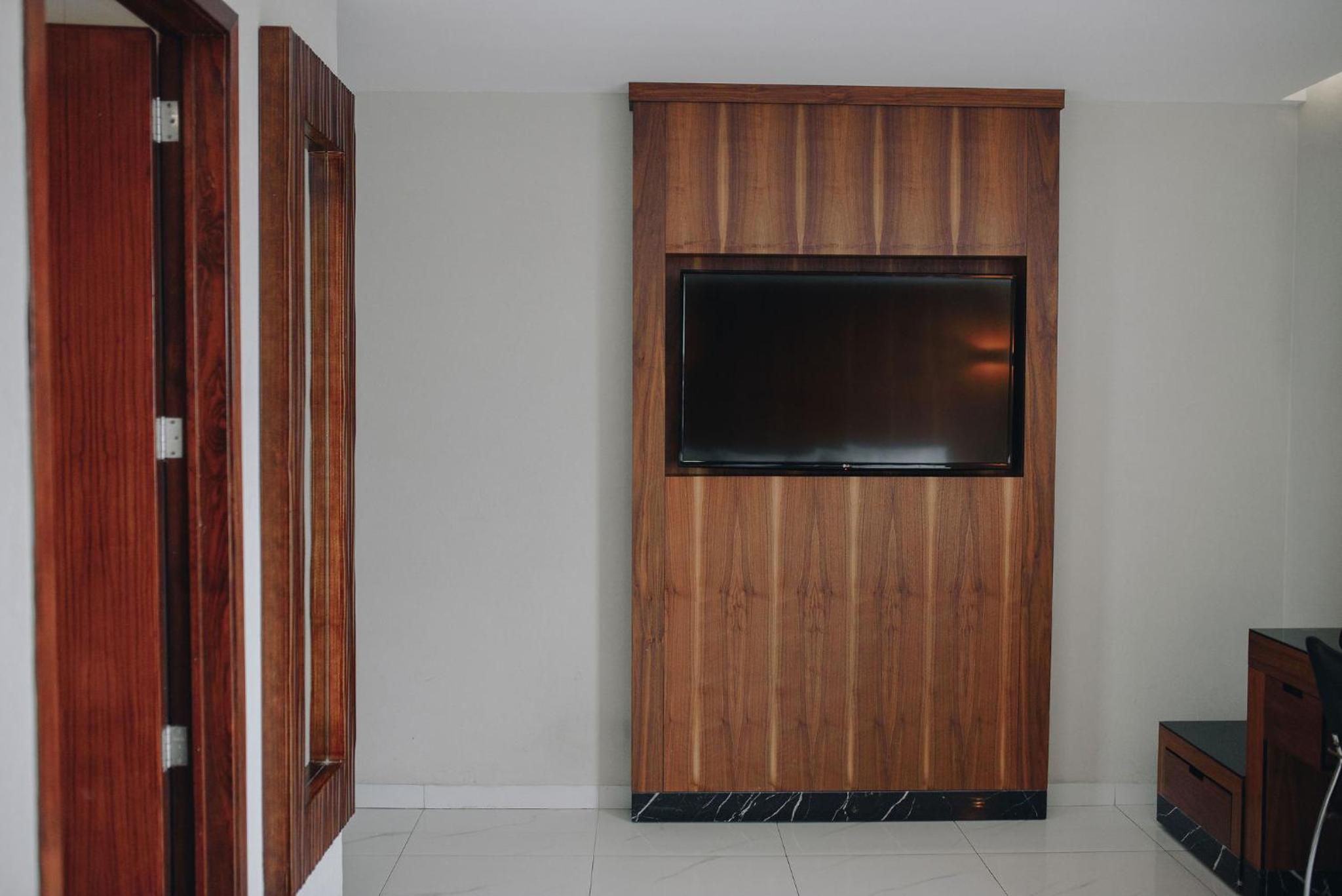 Superior King Room - With View - Photo 22