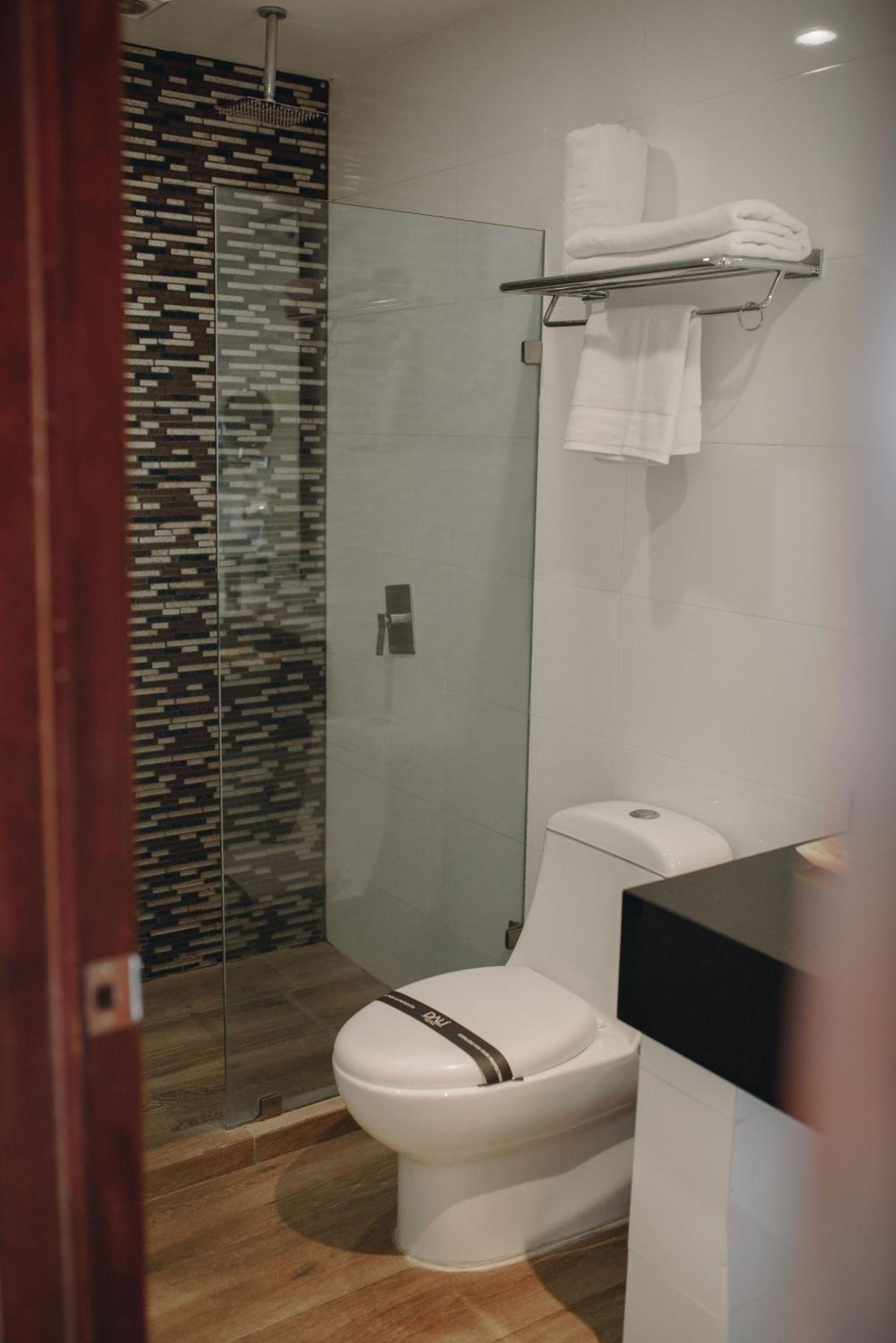 Superior King Room - With View - Photo 8