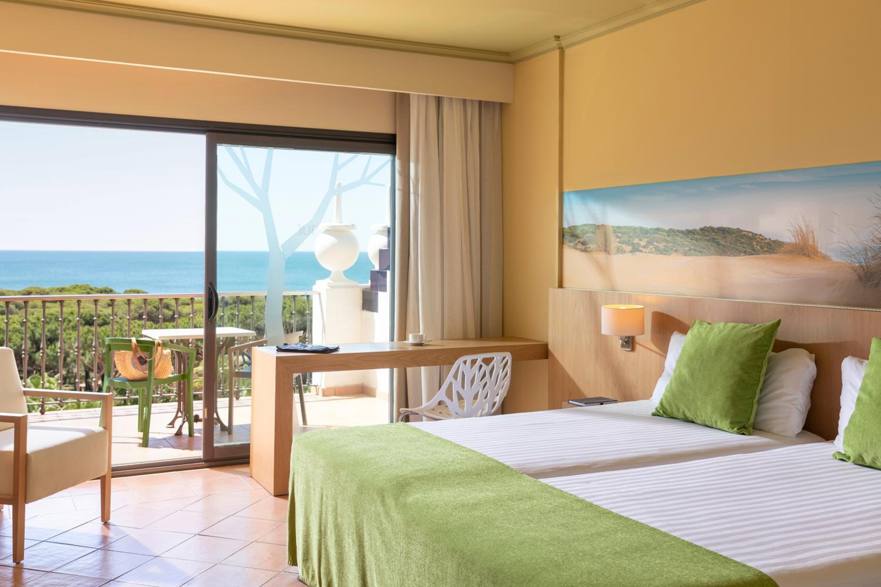 Habitación Doble o con Dos Camas con Vista al Mar photo