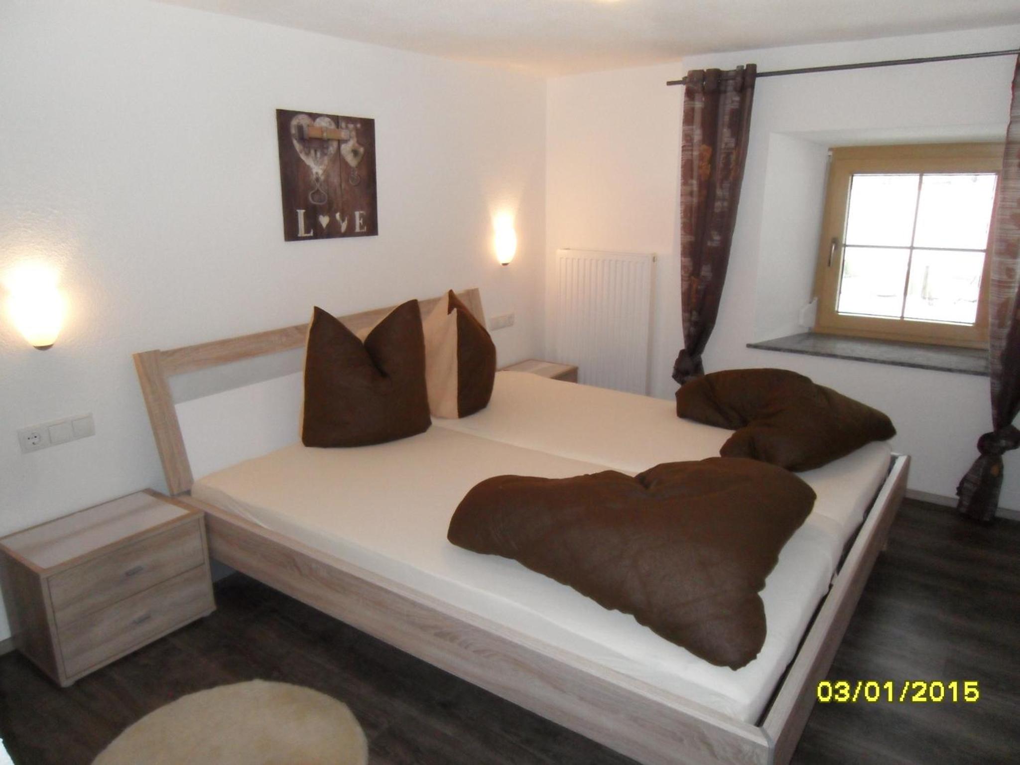 Three-Bedroom Apartment with Mountain View photo 1