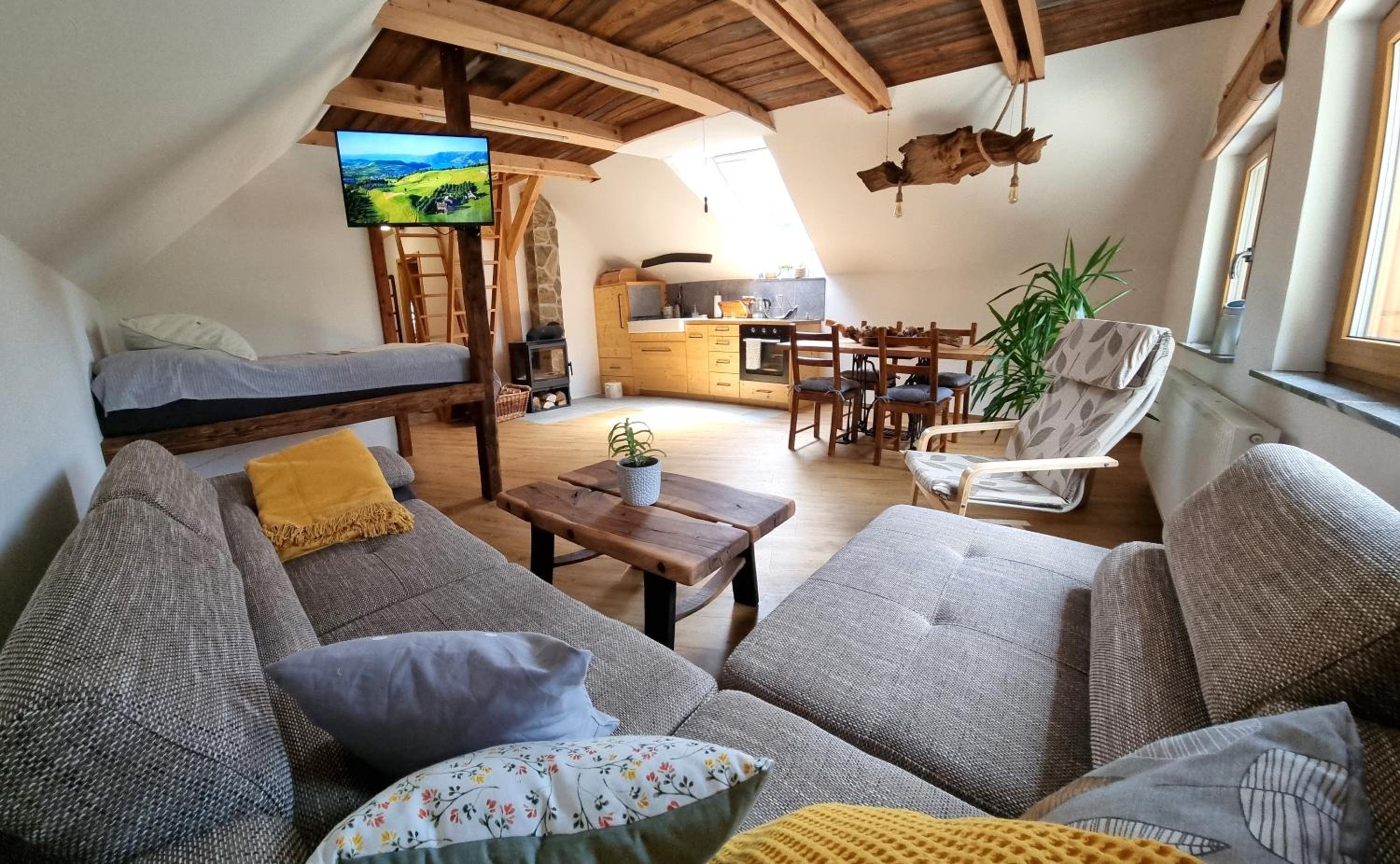 One-Bedroom House photo 1