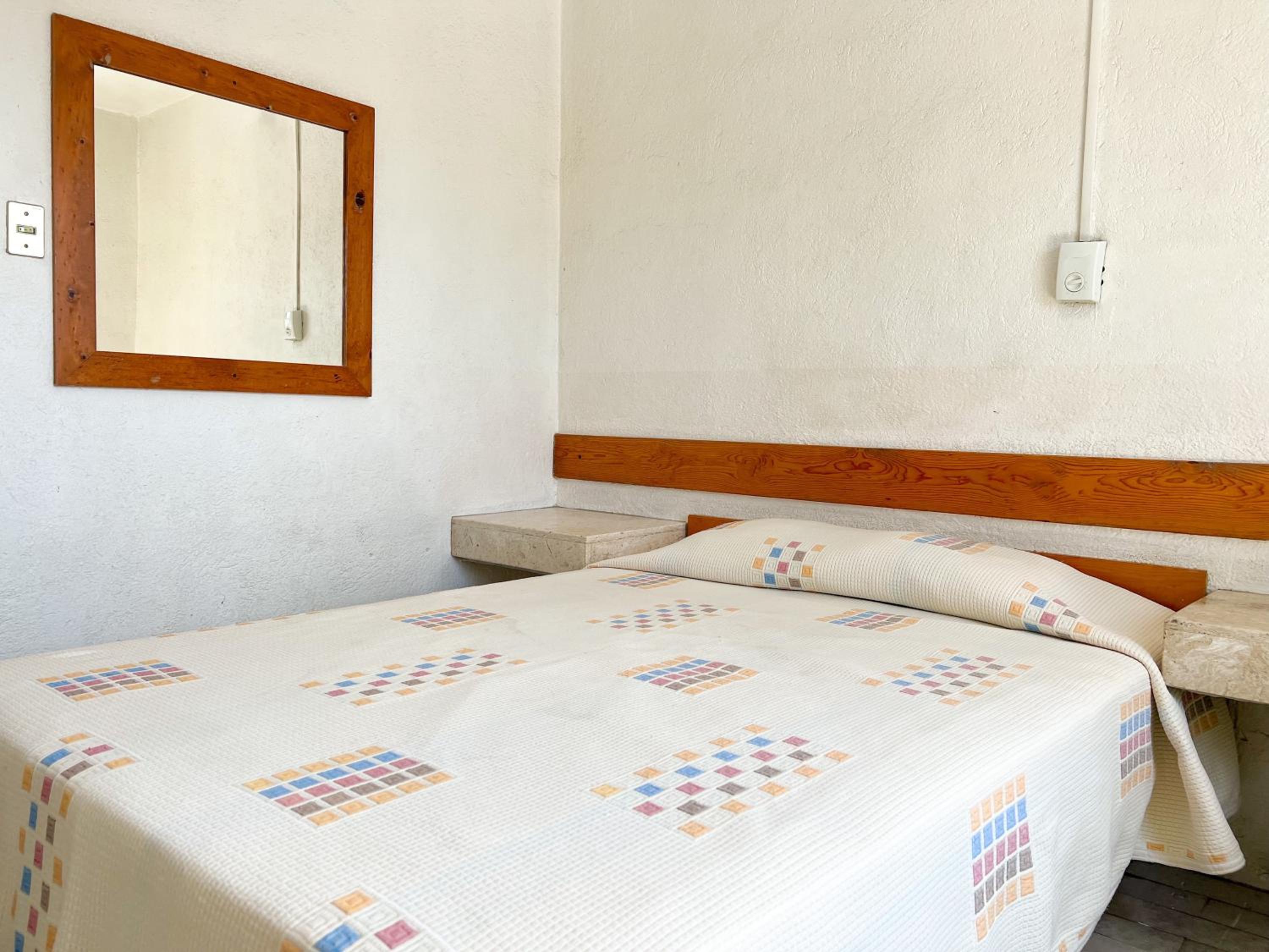 Standard Double Room - Photo 1