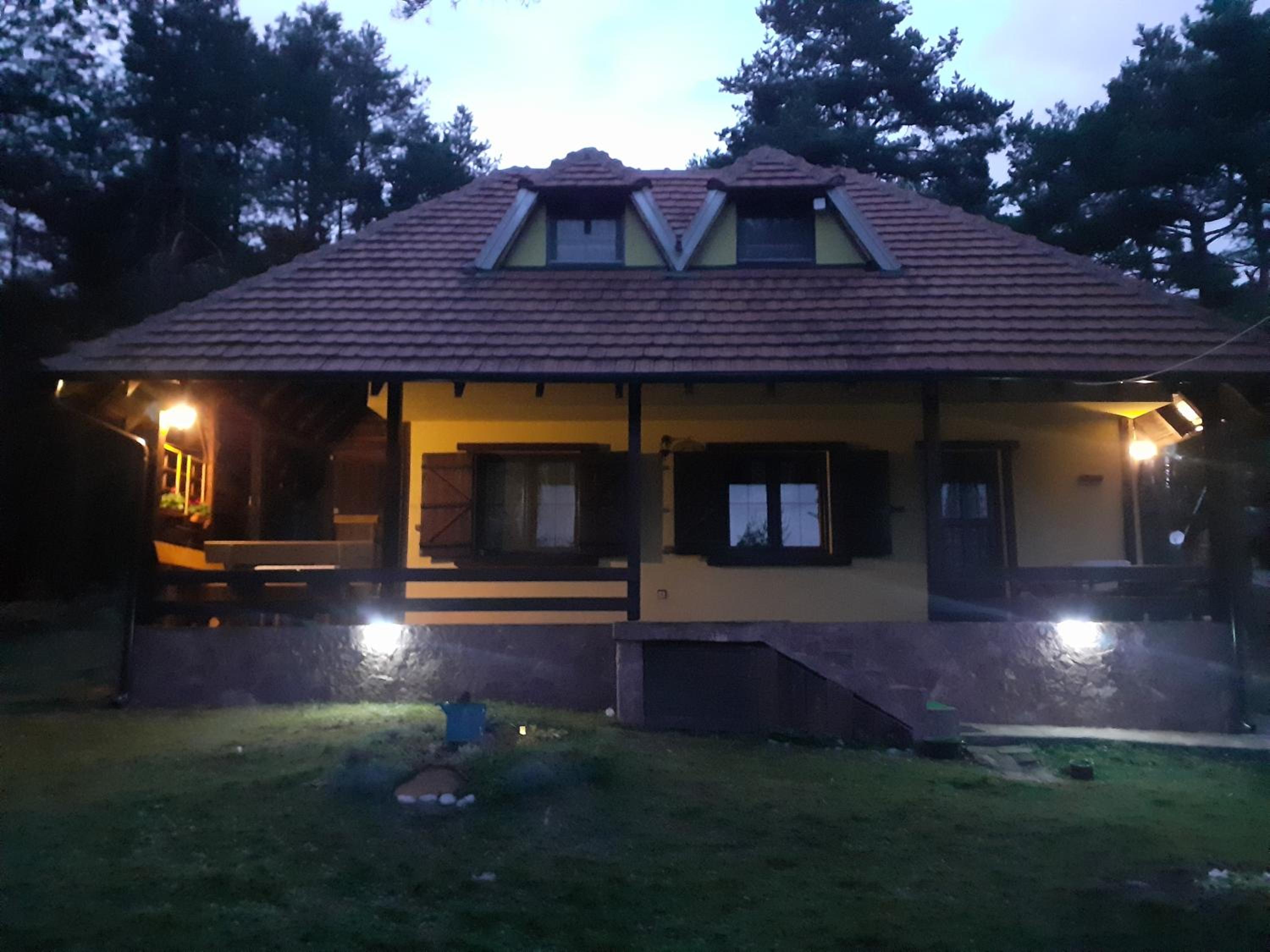 Two-Bedroom House photo 3