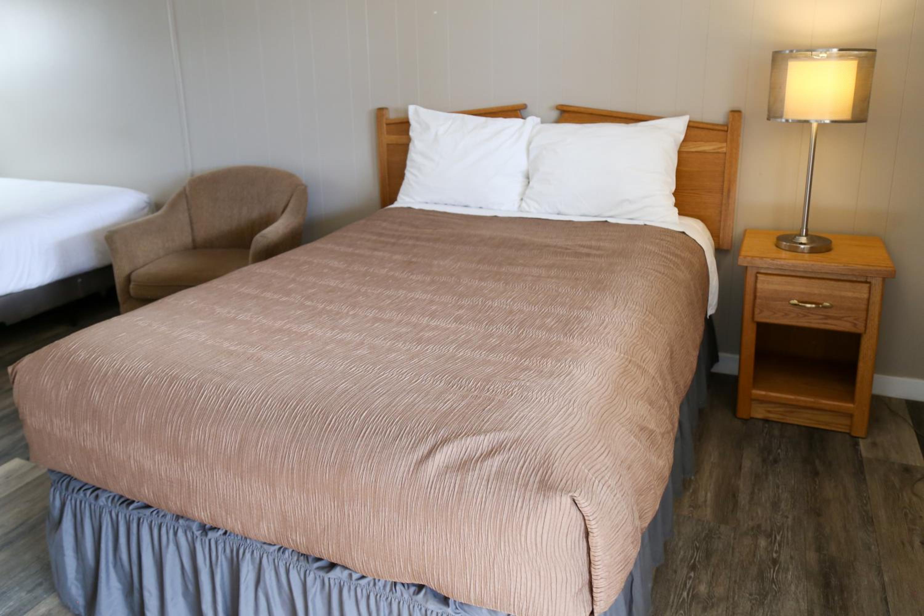 Standard Triple Room - Photo 4
