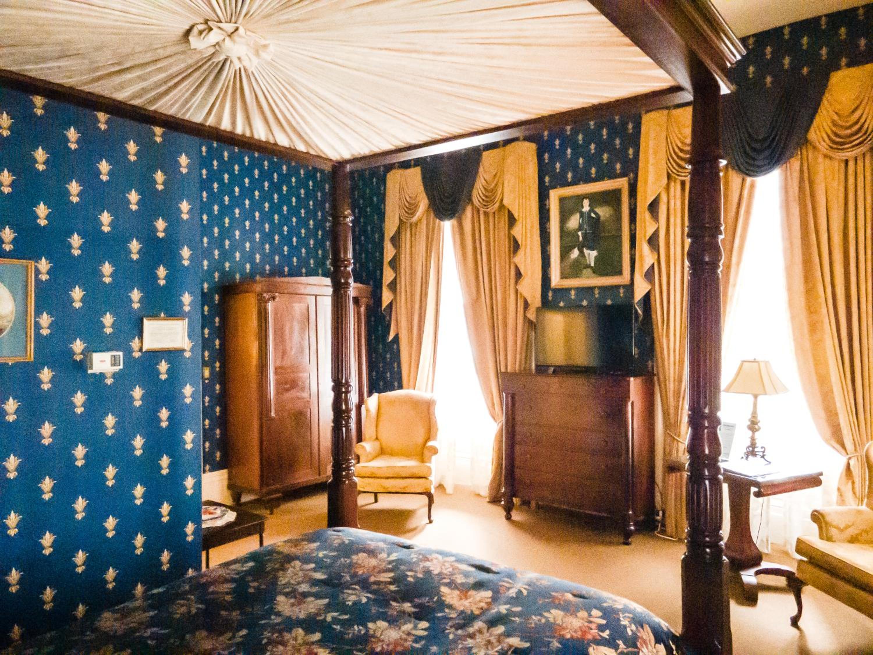Queen Room - Newman Room photo 3