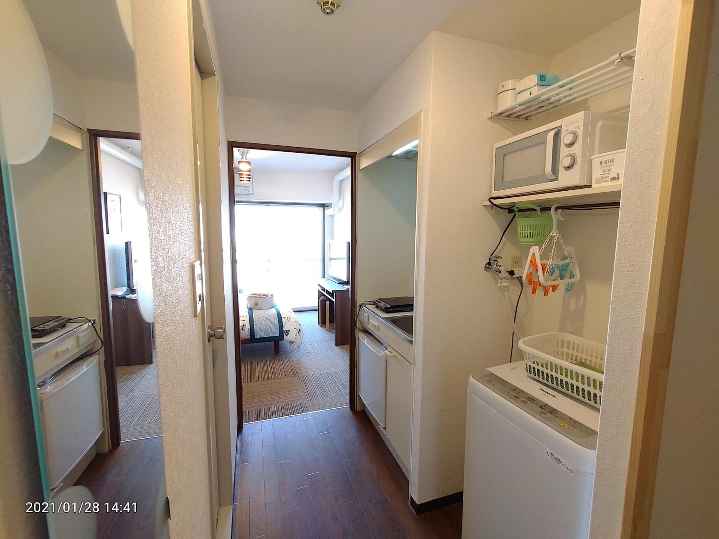 Double Bed Room with Balcony (2 Adults + 1 Child) 1104 - Photo 2