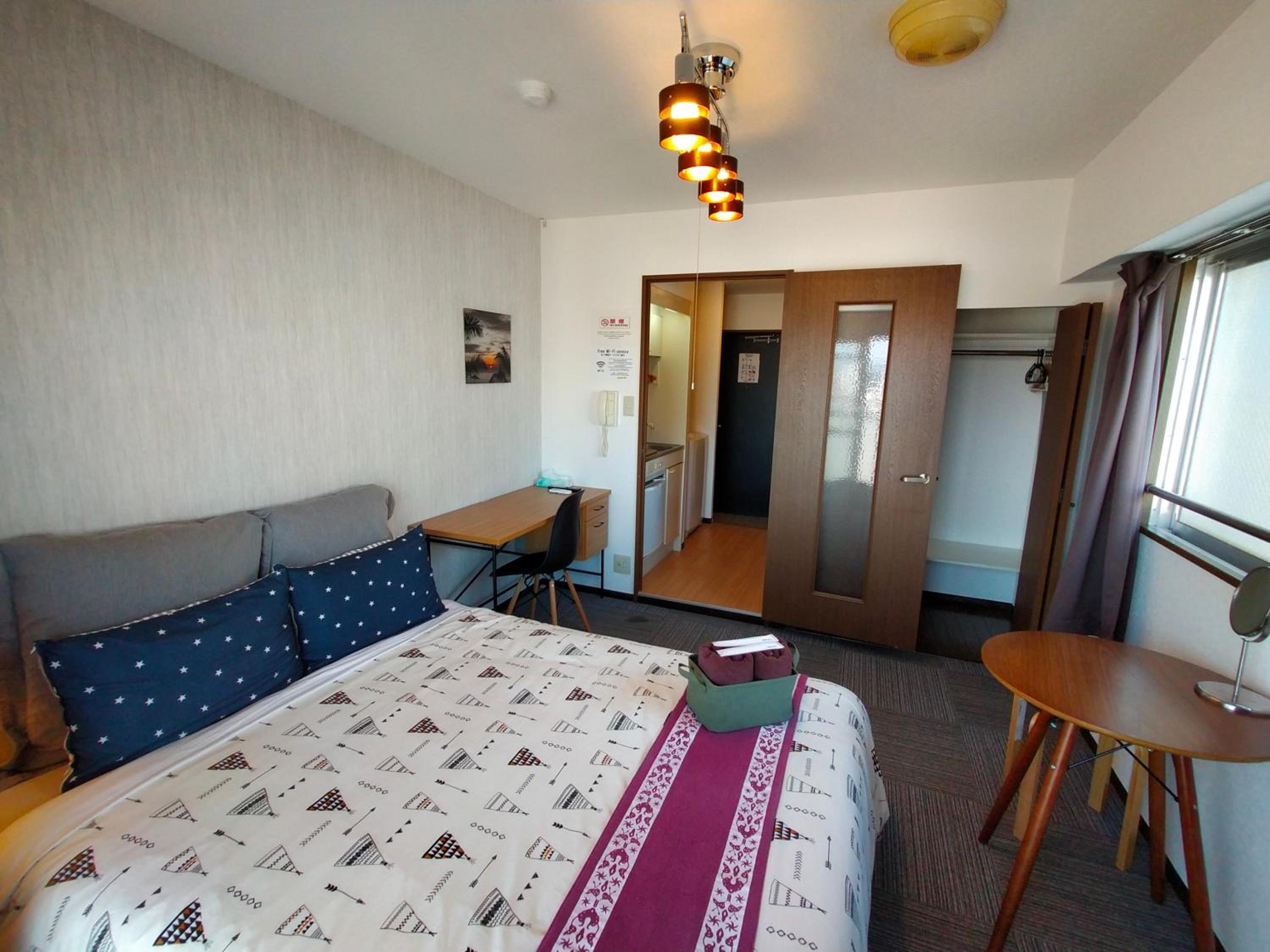Double Bed Room with Balcony (2 Adults + 1 Child) 1105 - Photo 12