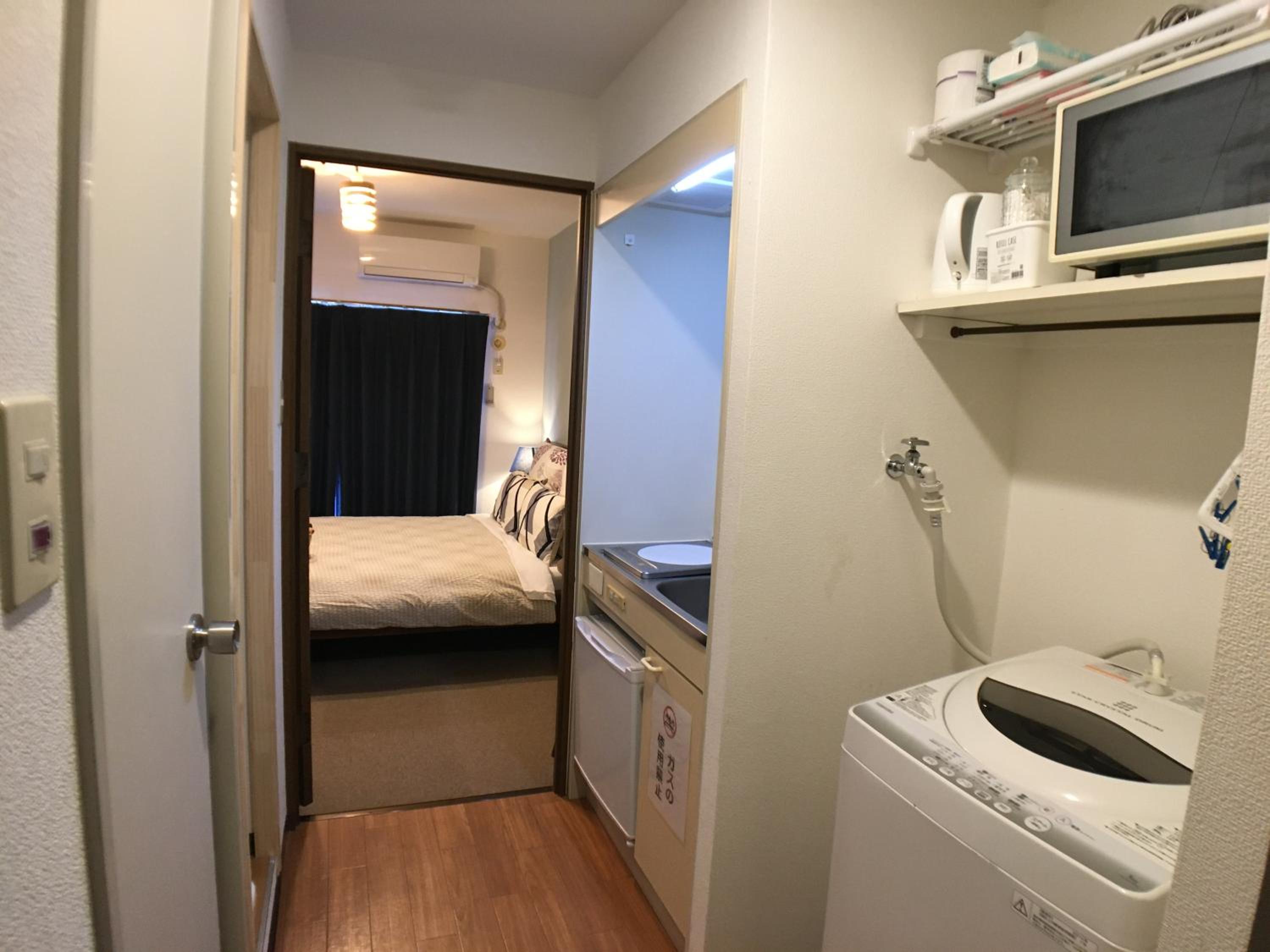 Double Bed Room with Balcony 1005 - Photo 2