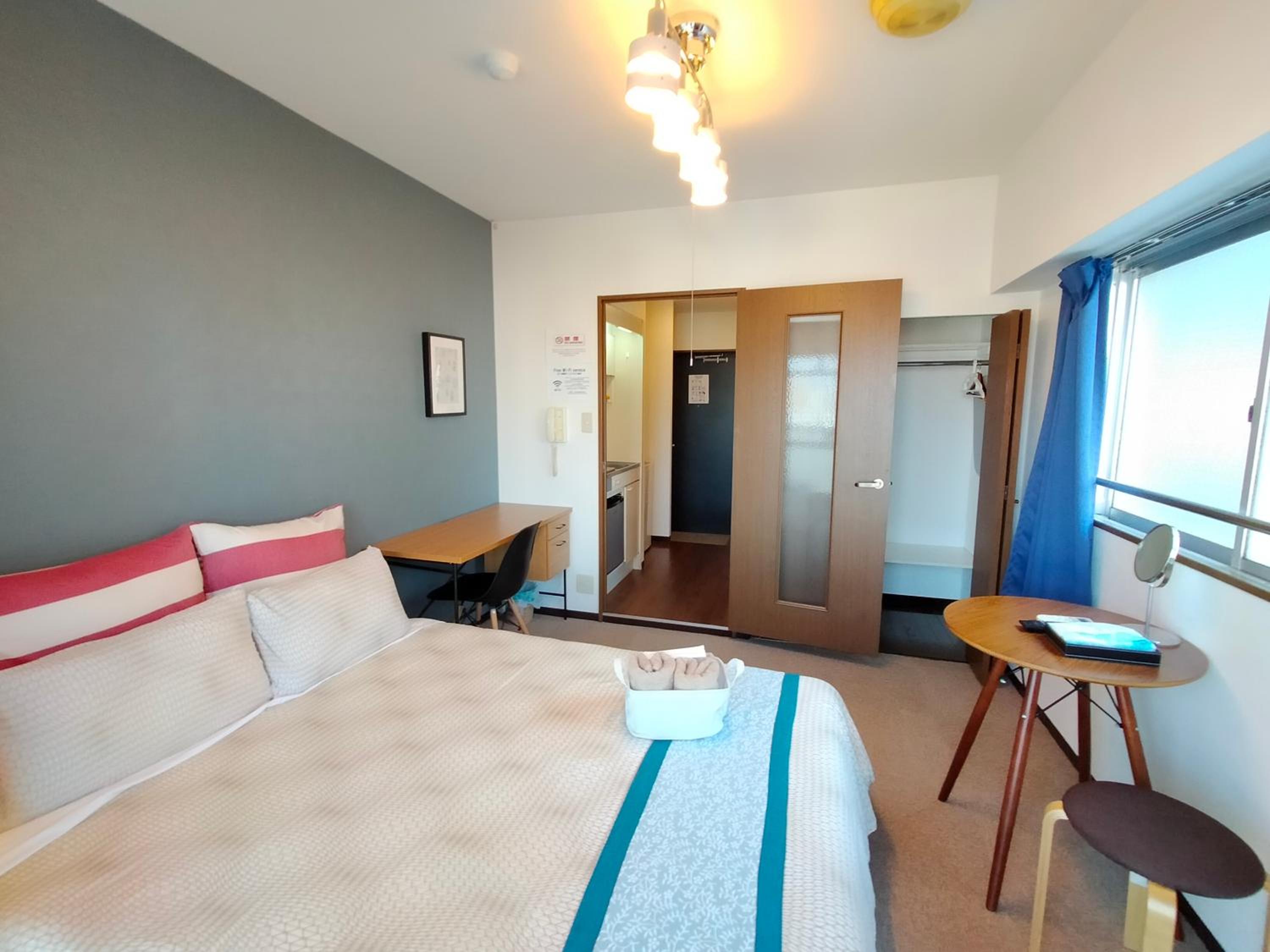 Apartment with Balcony 805 - Photo 2