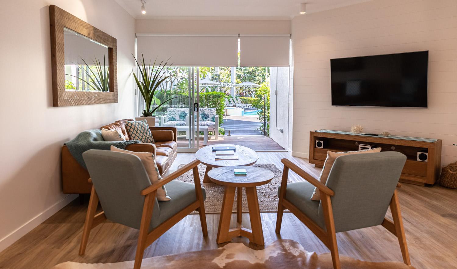 Deluxe Two-Bedroom Apartment with Pool Deck Access