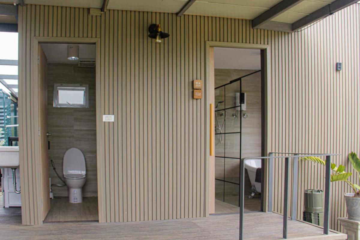 Suite with Mountain View - Photo 35