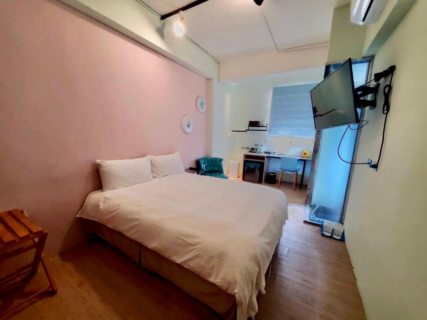 Standard Double Room photo 2