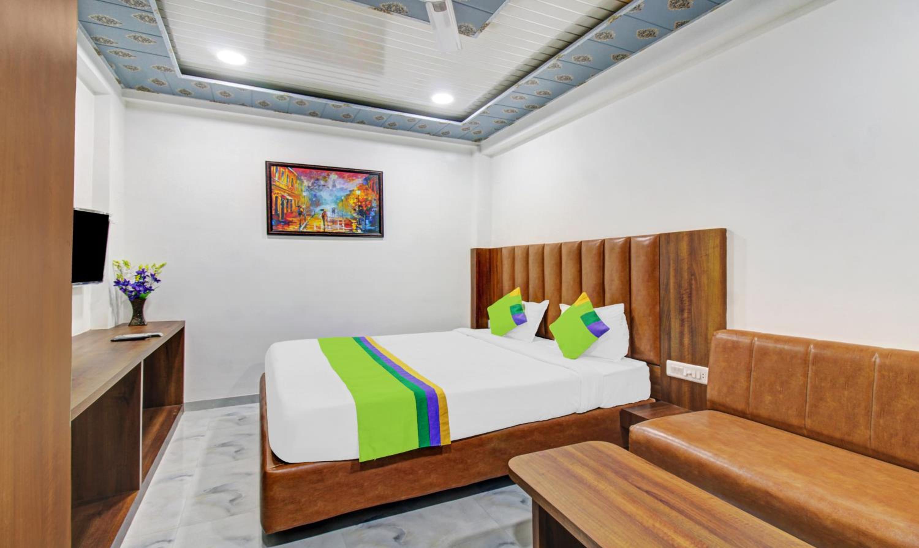 Deluxe Double Room - Photo 1