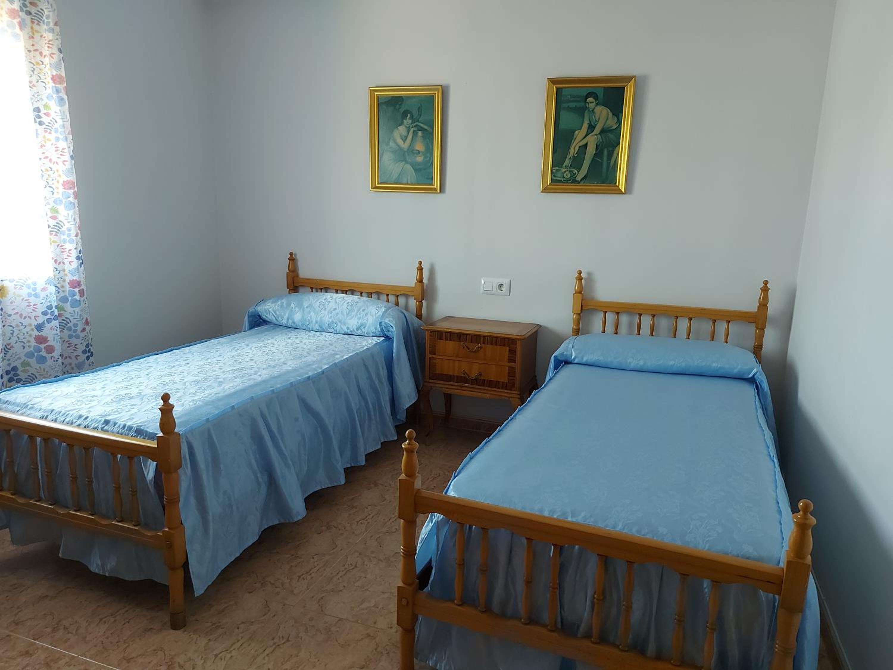 Three-Bedroom Apartment - Photo 20