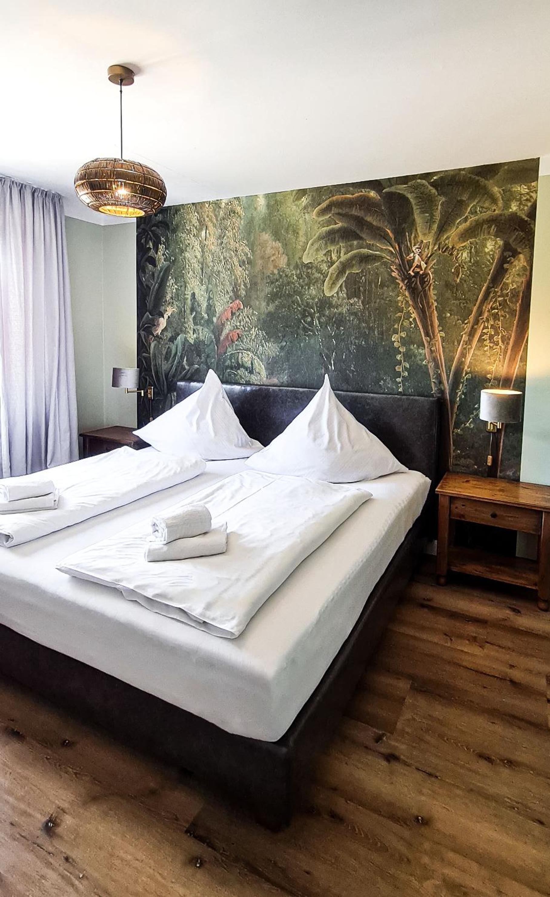 Double Room with Private Bathroom - Photo 6