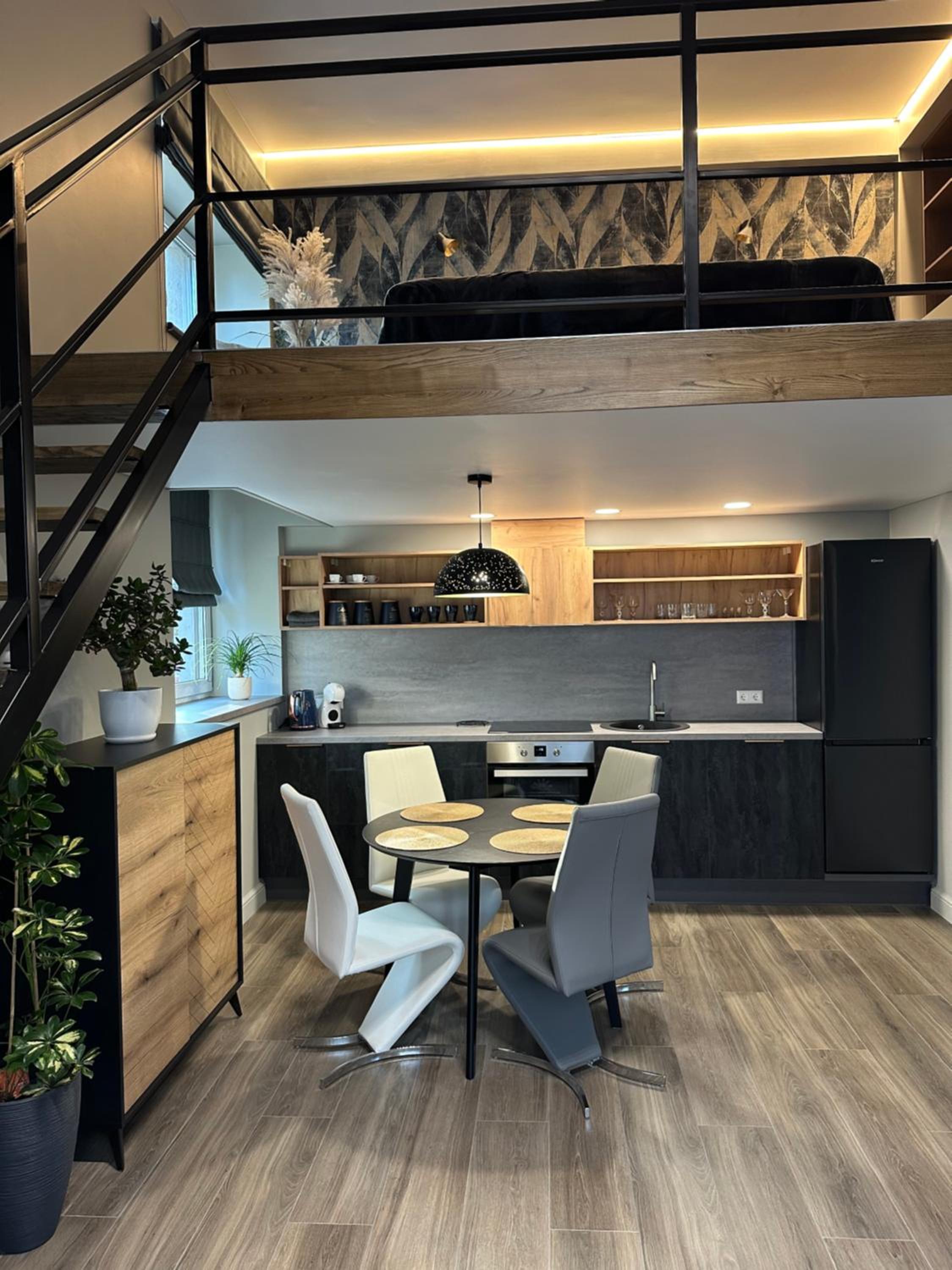 Loft - Photo 12