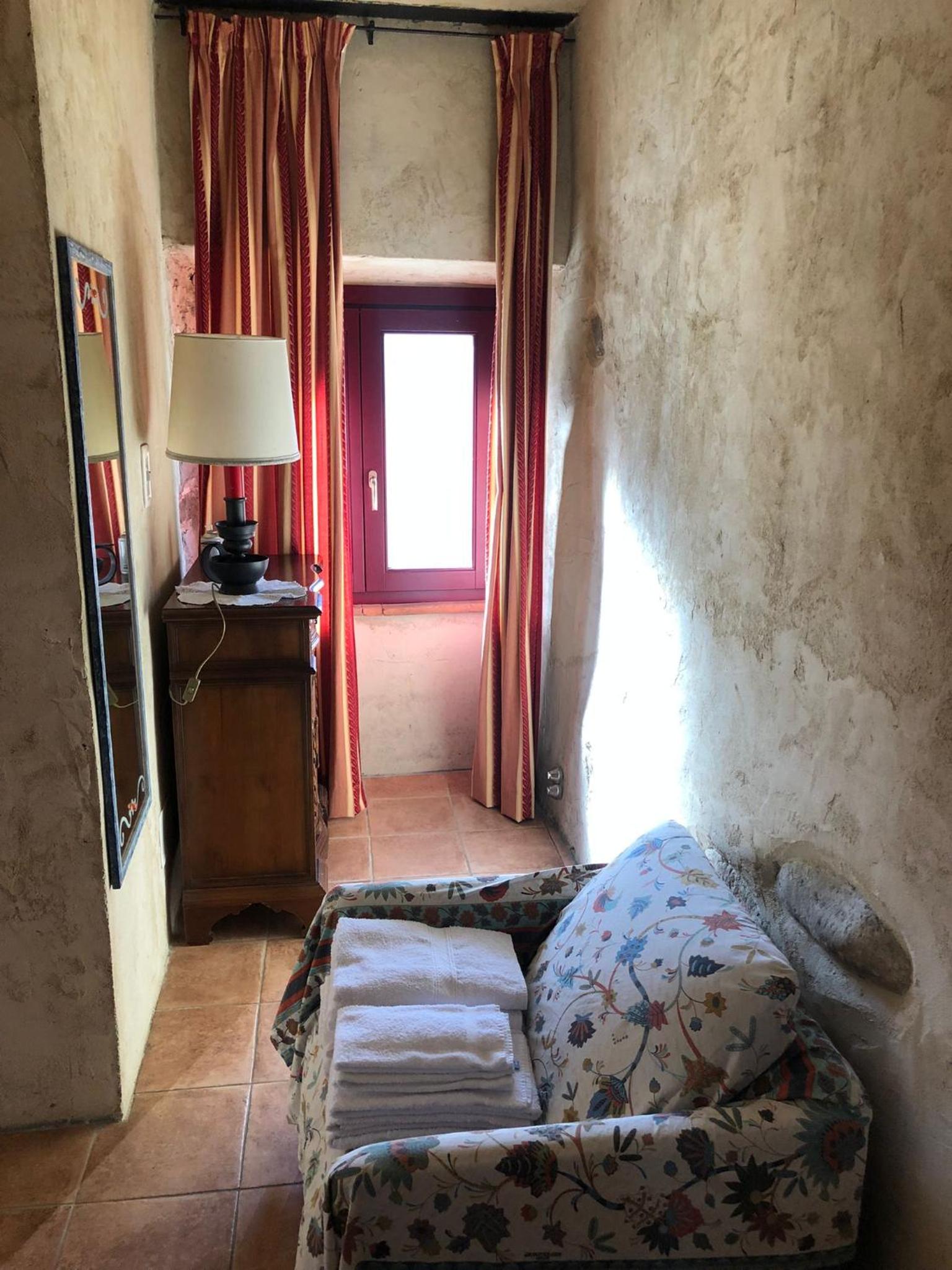 Apartment - Ground Floor - Photo 2