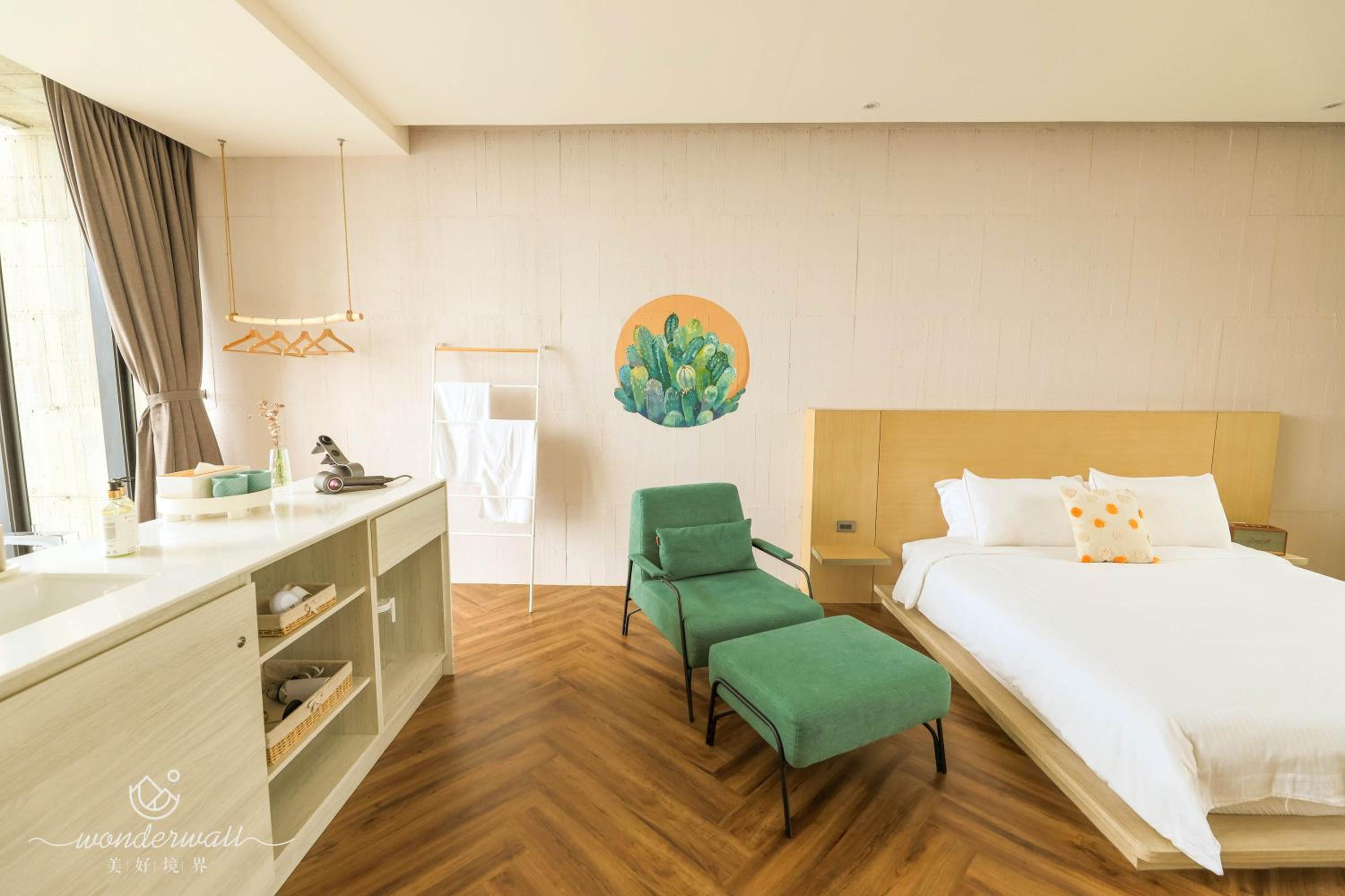 Large Double Room