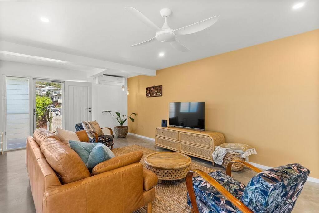 Three-Bedroom House photo 1