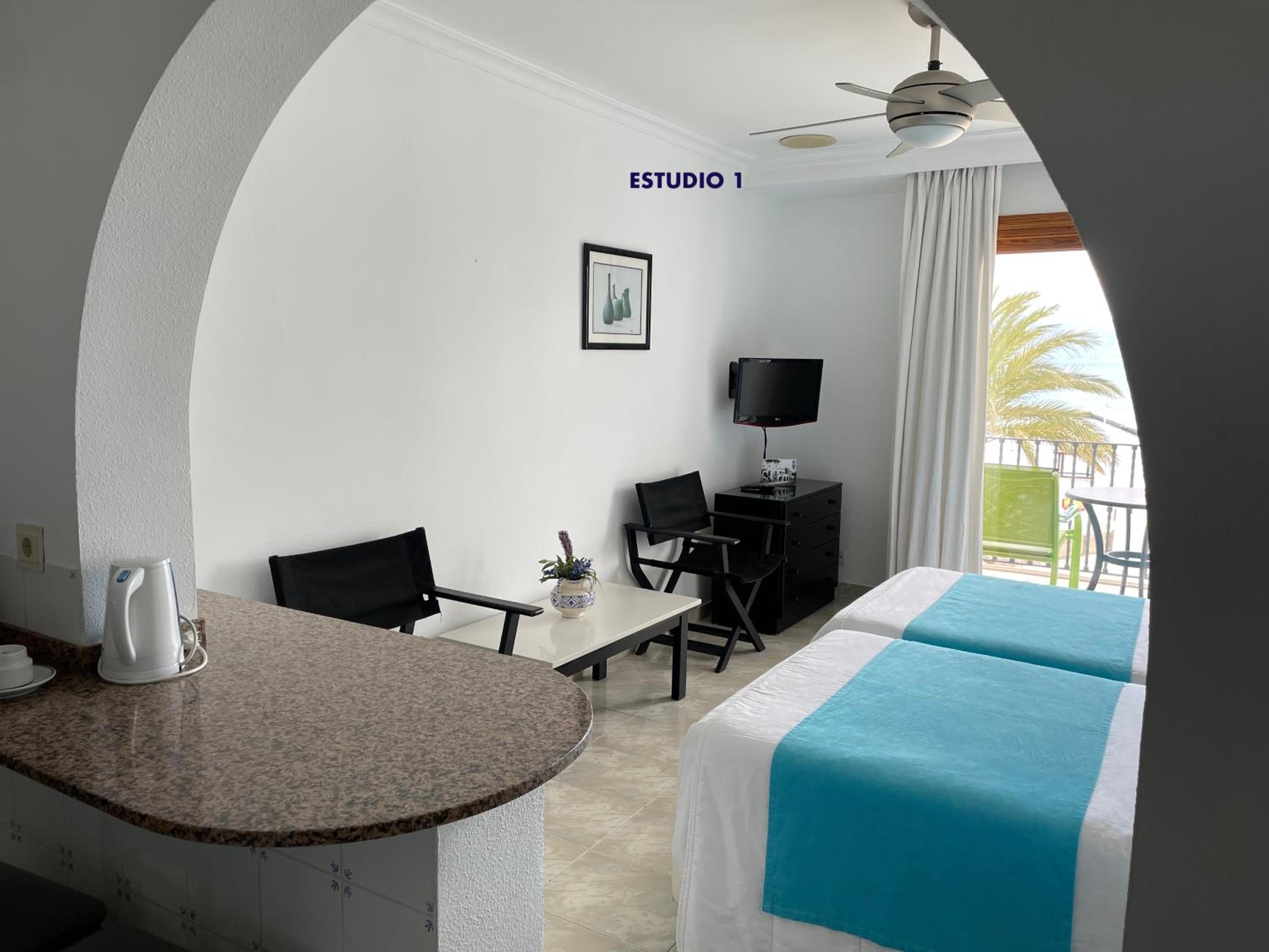 Studio with Sea View