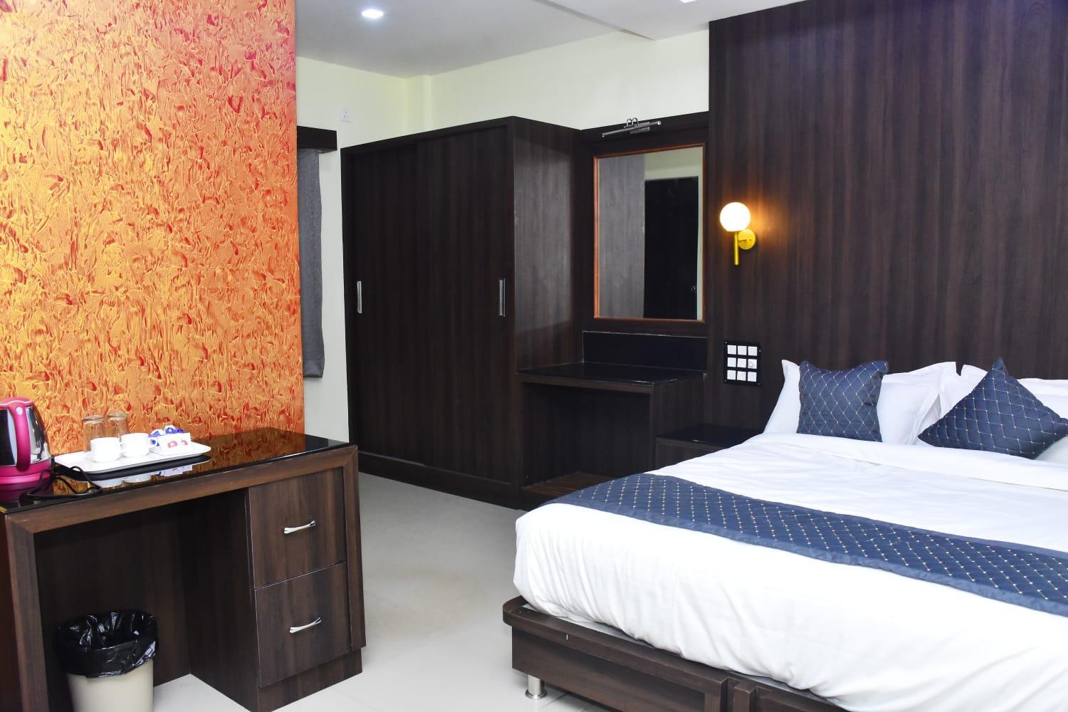 Deluxe Double Room - Photo 1