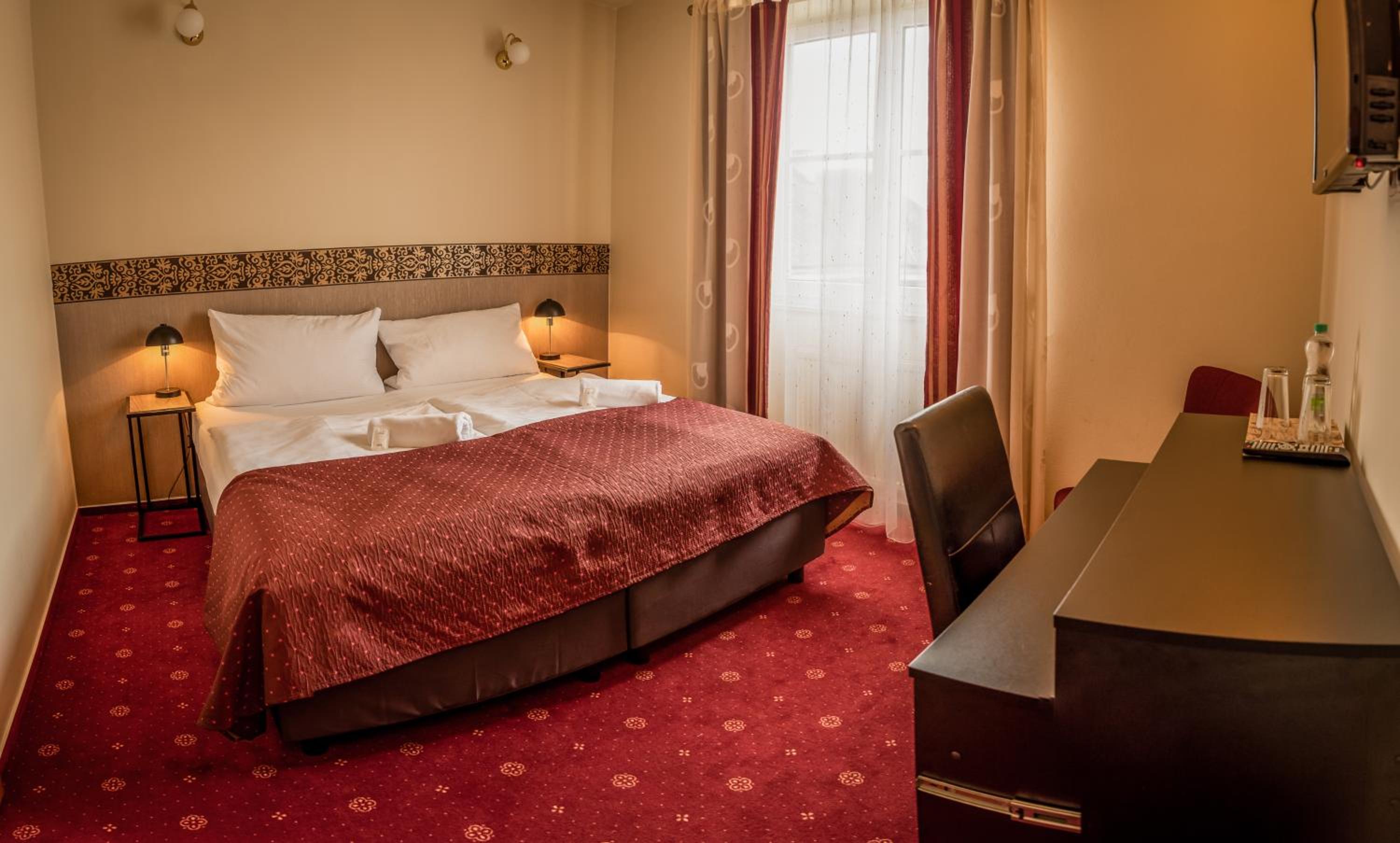 Deluxe Double Room - Photo 4