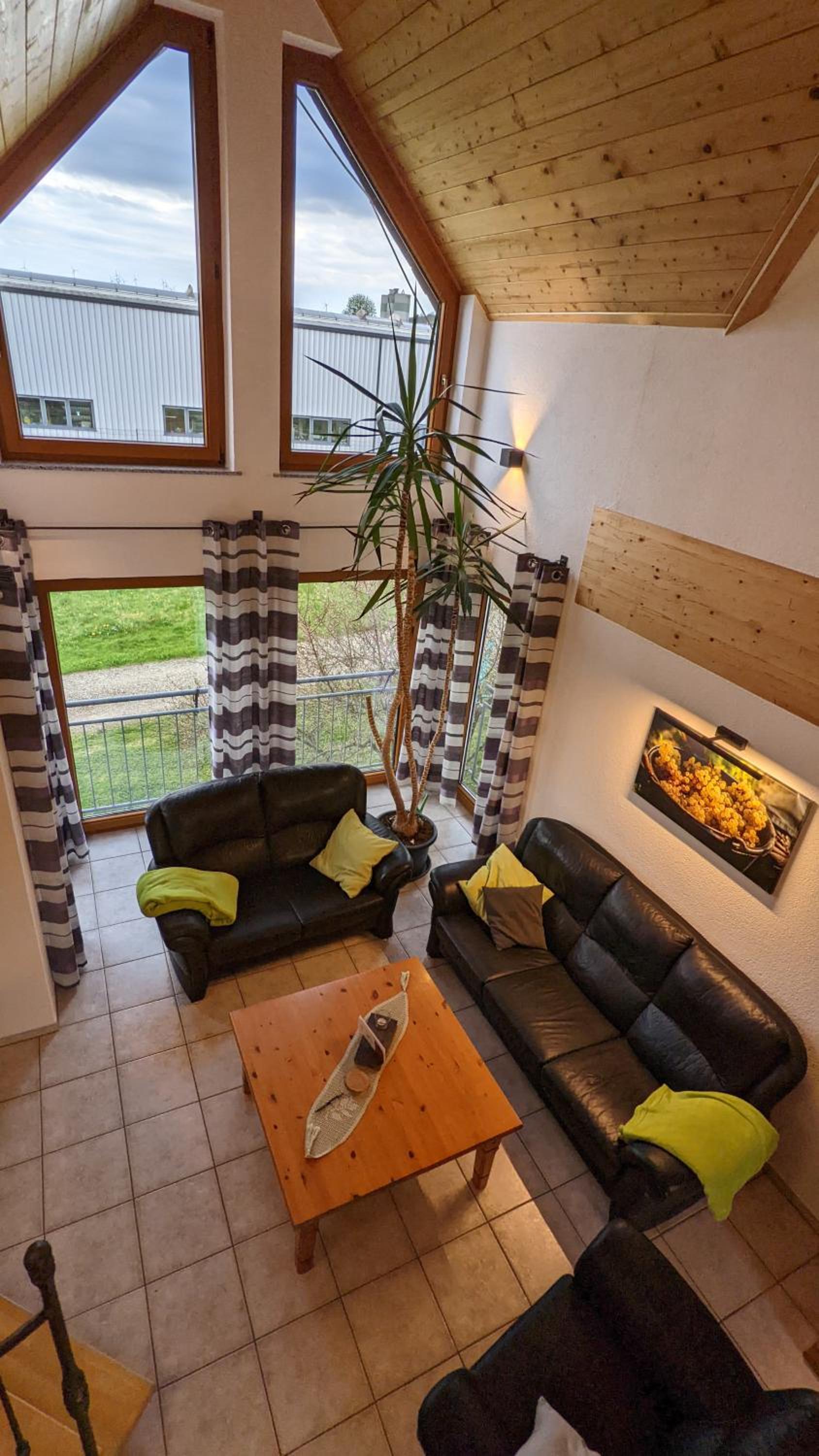 Three-Bedroom Apartment photo 1