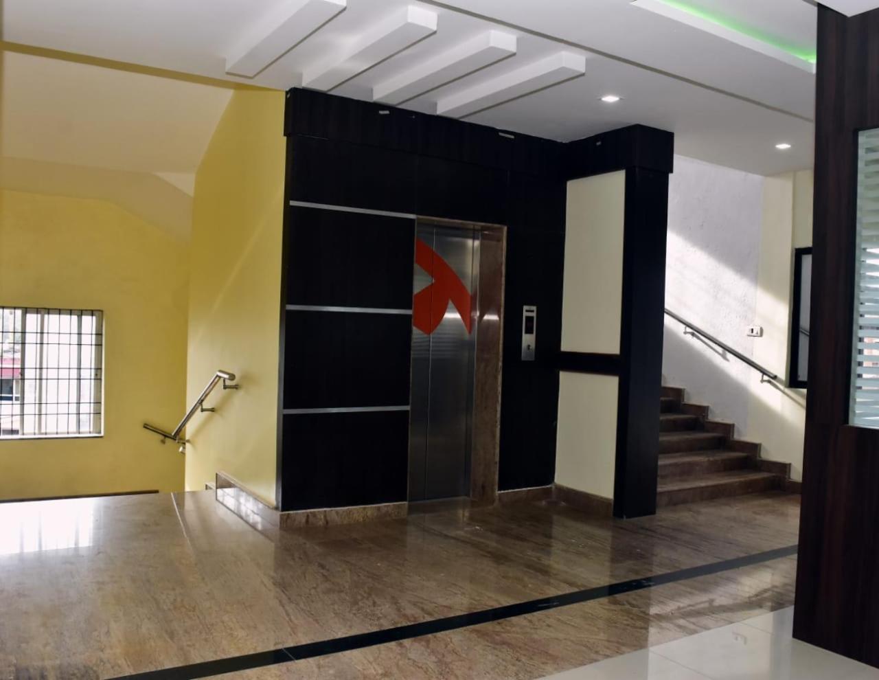 Deluxe King Room photo 3
