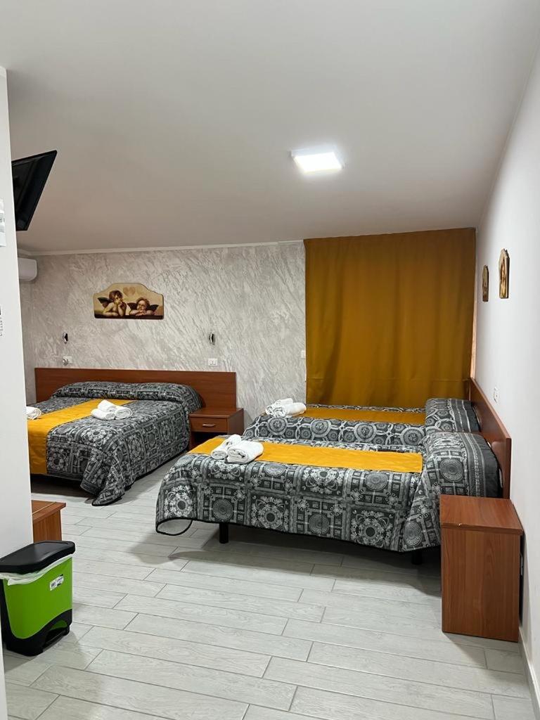 Comfort Triple Room