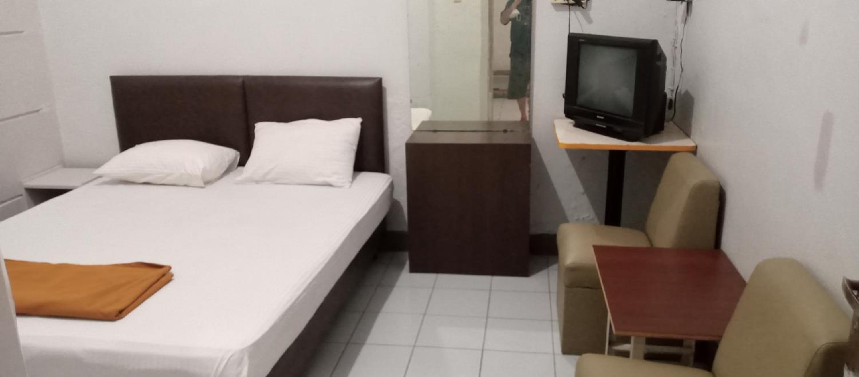 Standard Double Room - Photo 8