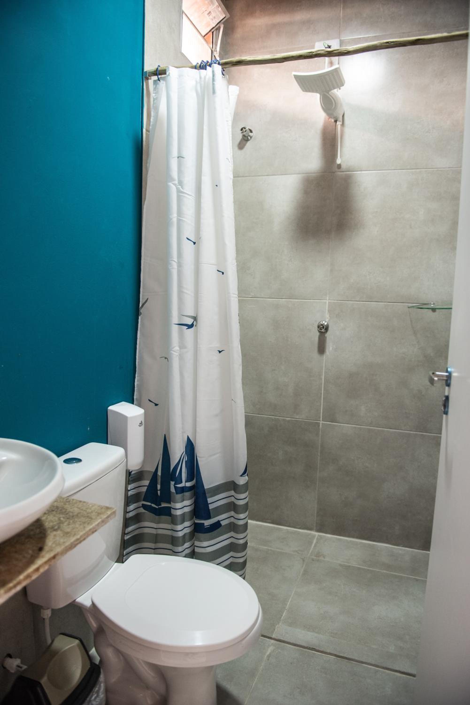 Quadruple Room - Photo 12