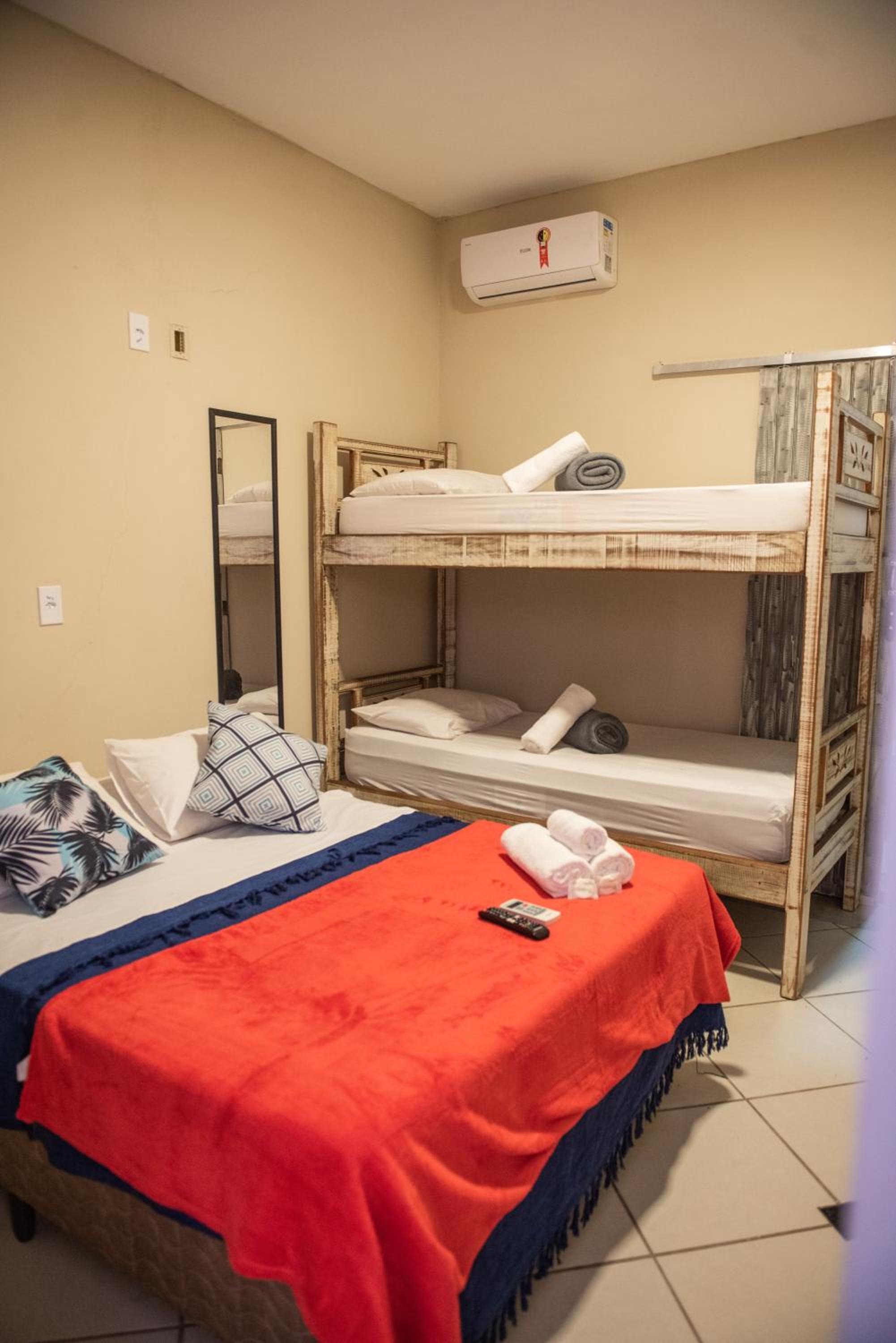 Quadruple Room - Photo 19