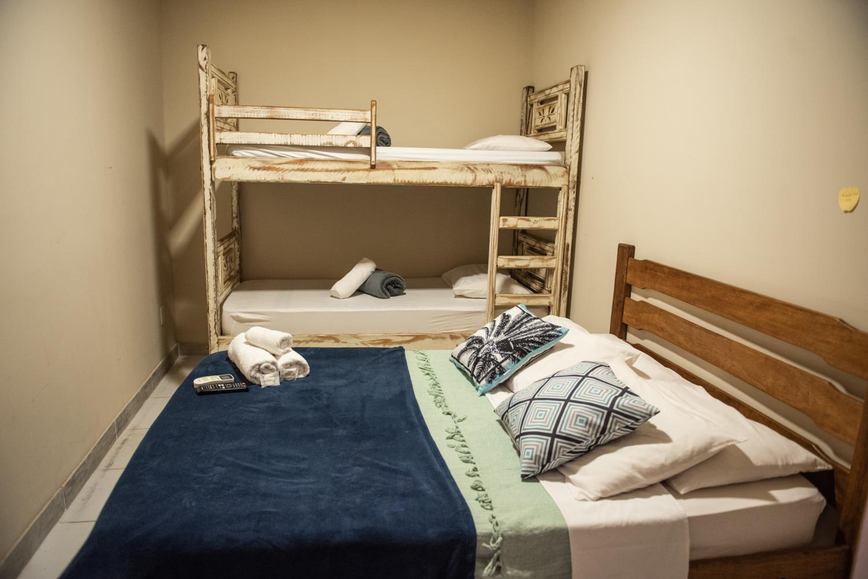 Quadruple Room - Photo 13