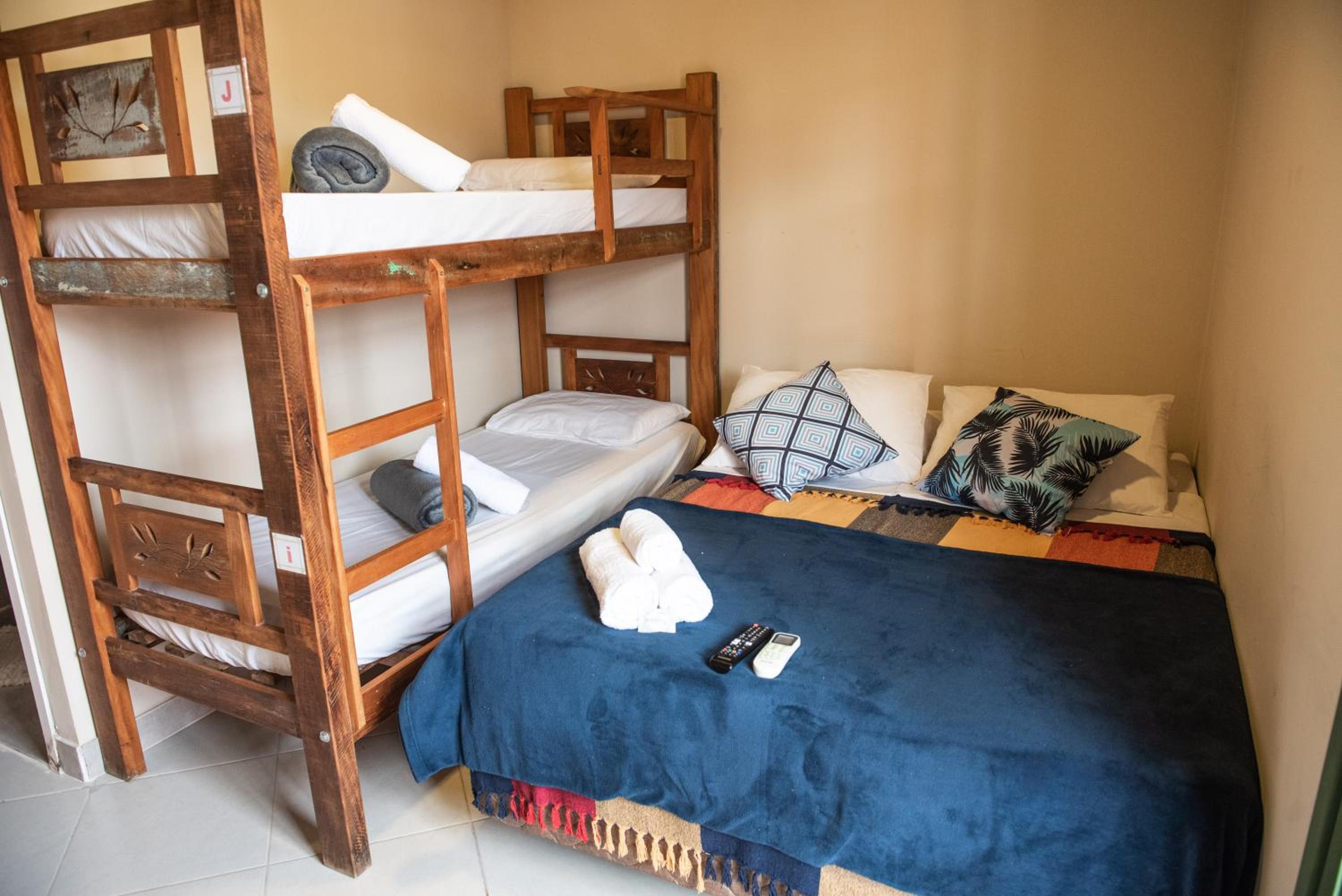 Quadruple Room - Photo 24