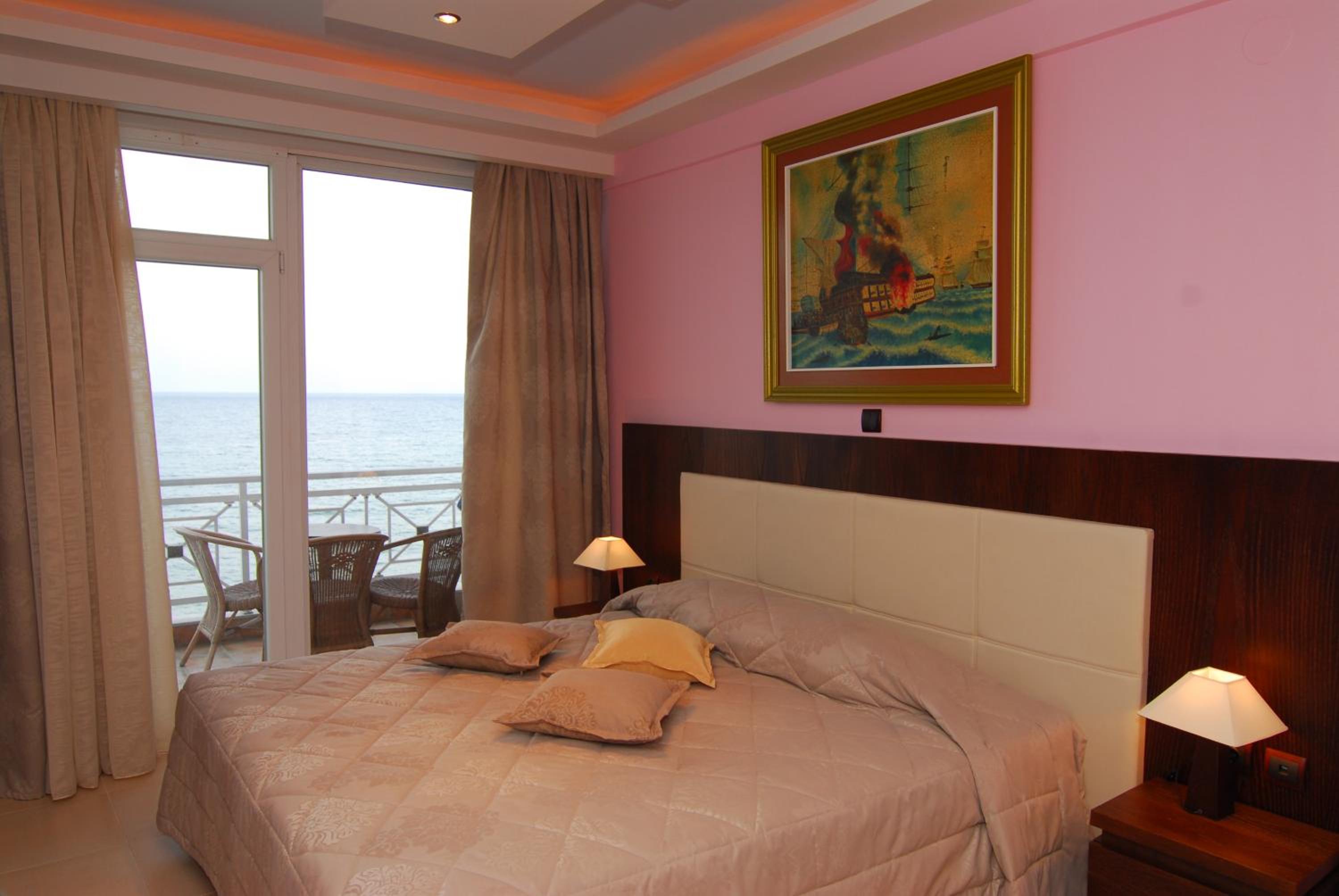 Double or Twin Room with Sea View