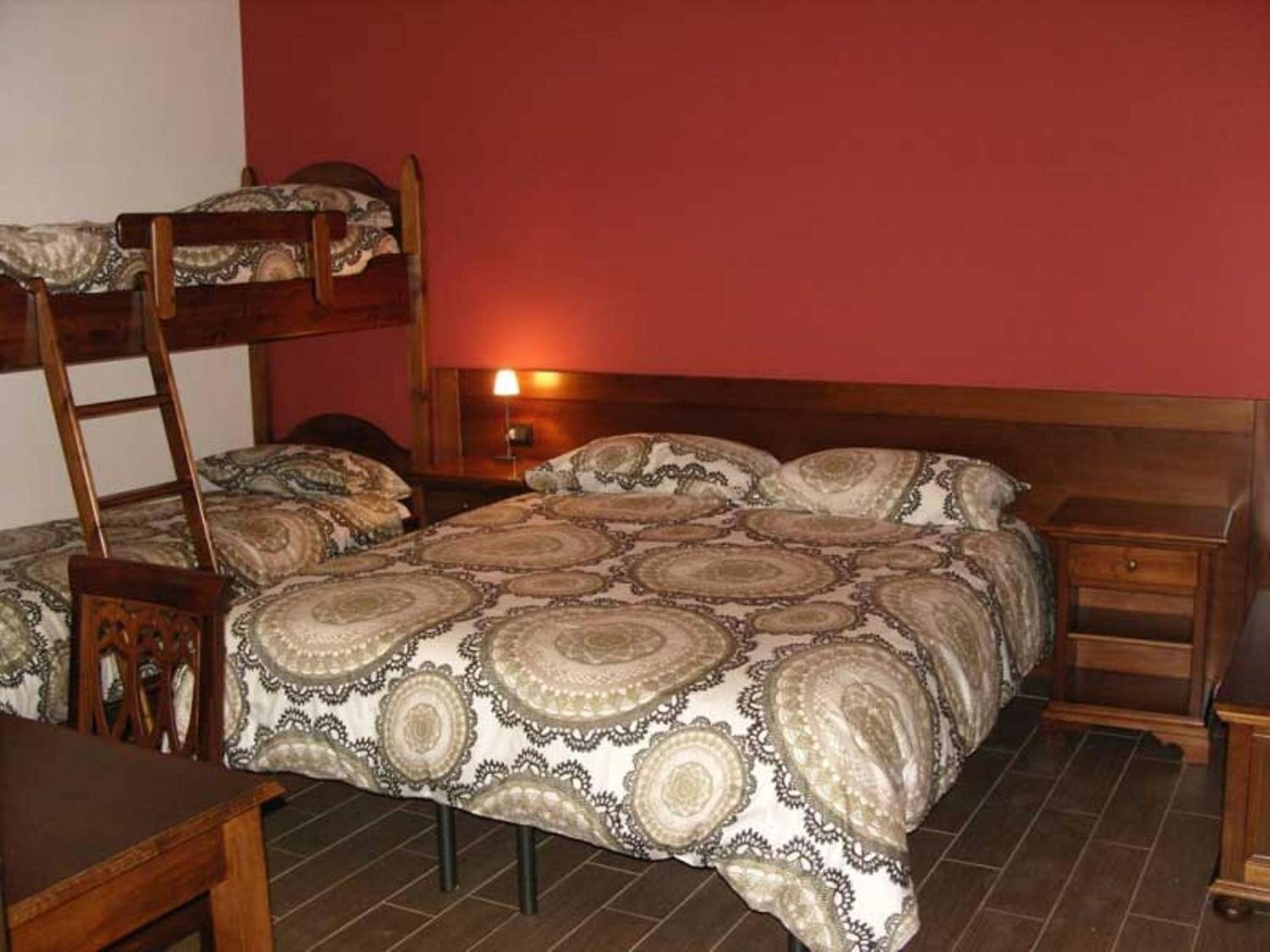 Deluxe Quadruple Room - Photo 1