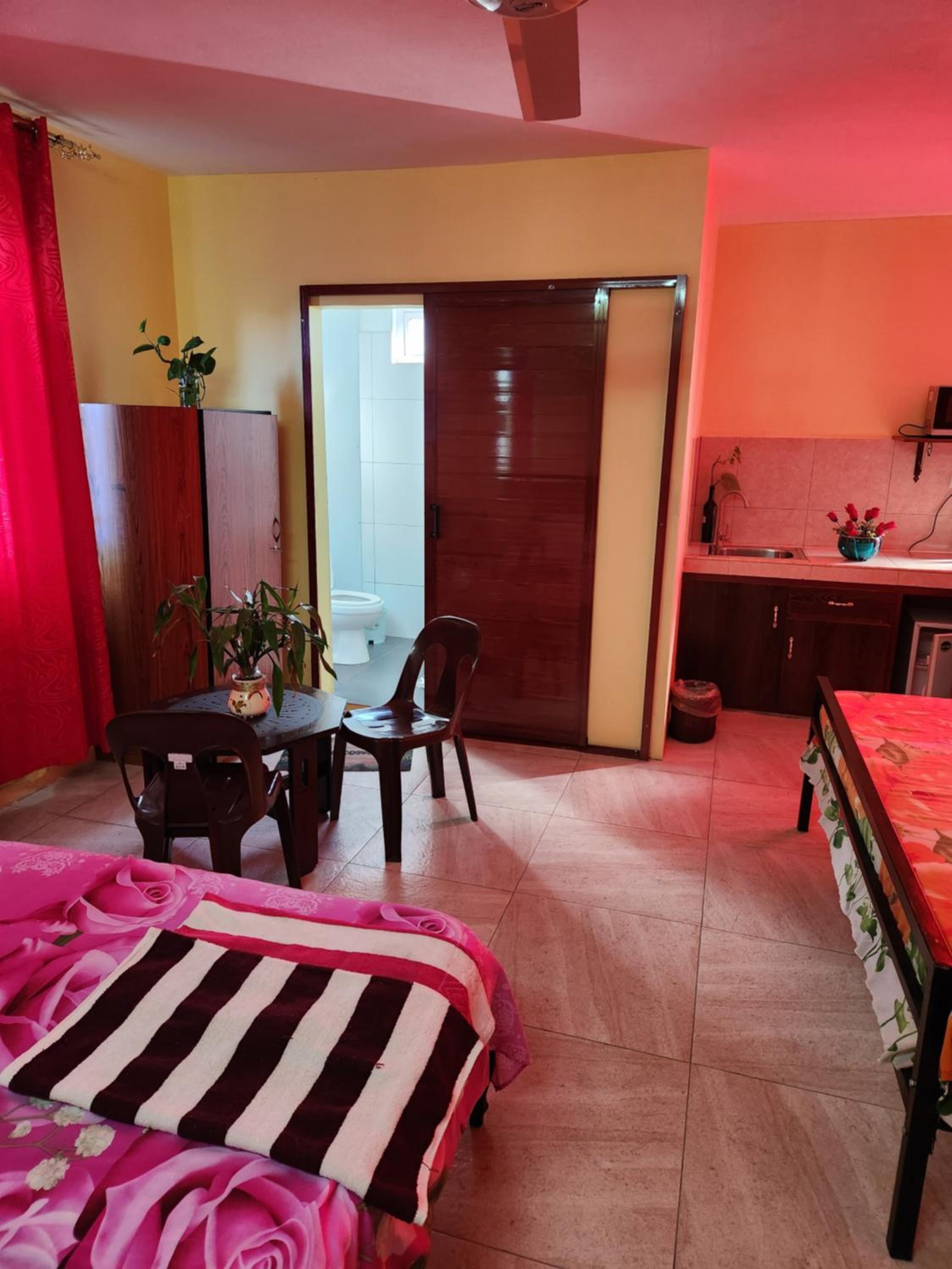 Family Room - Photo 4